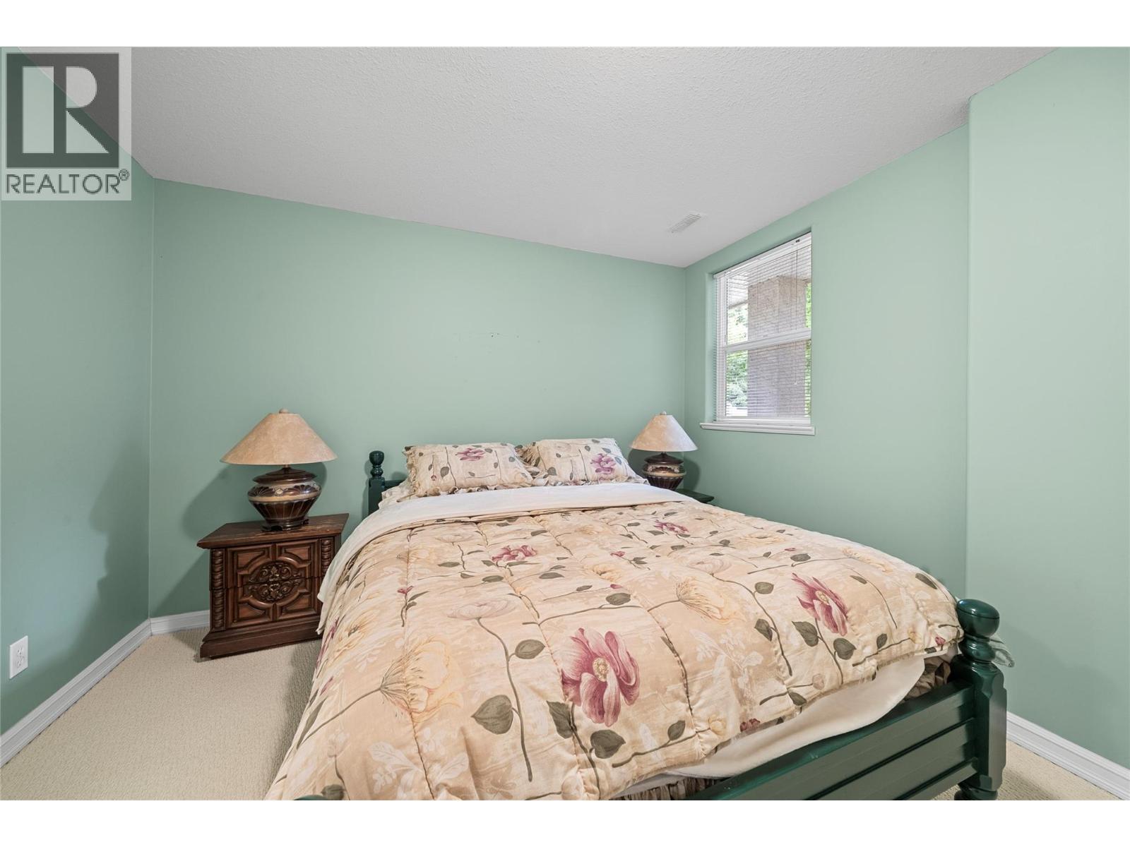  2660 Crestview Place, Blind Bay