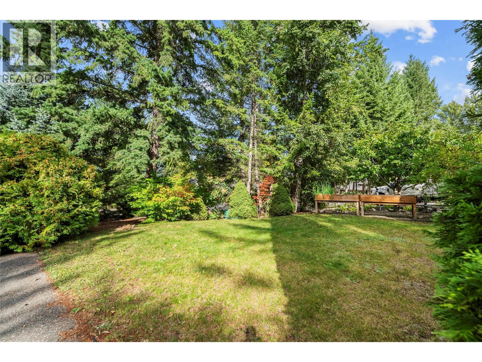  2660 Crestview Place, Blind Bay