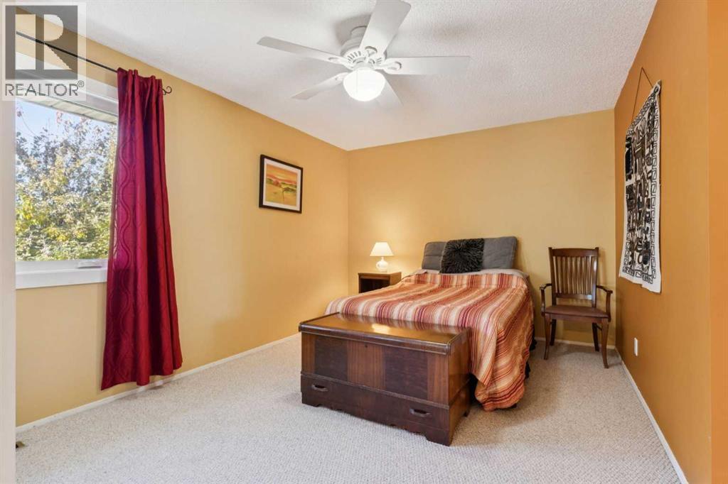 Single Family House 4 Level for Sale in  Millrise Lane SW Millrise Calgary 