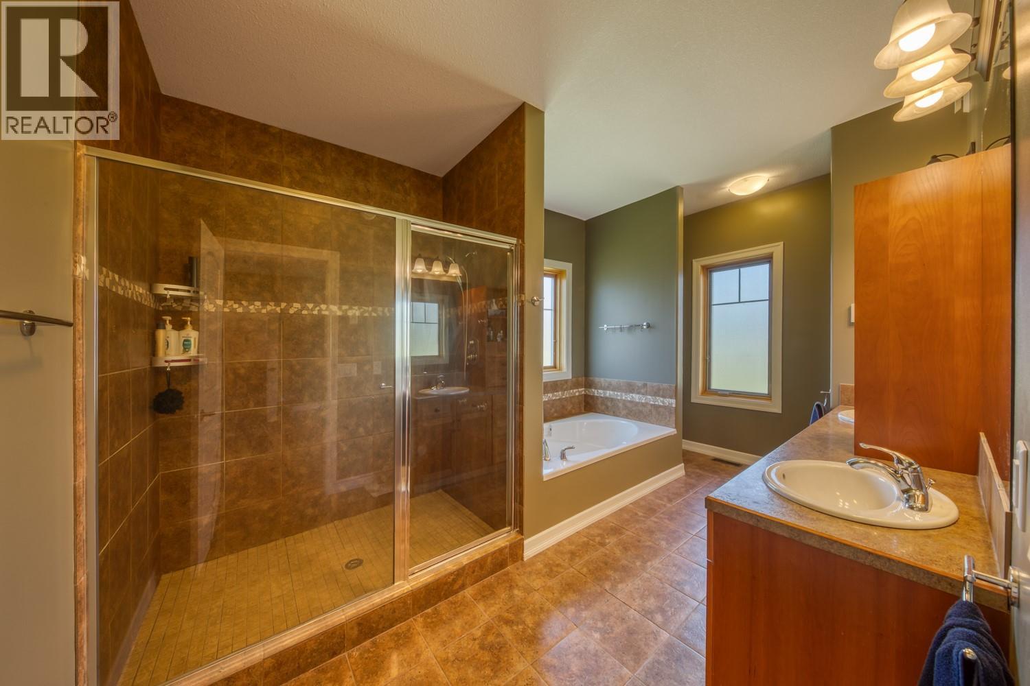 4453 Cedar Bay, Fairmont Hot Springs