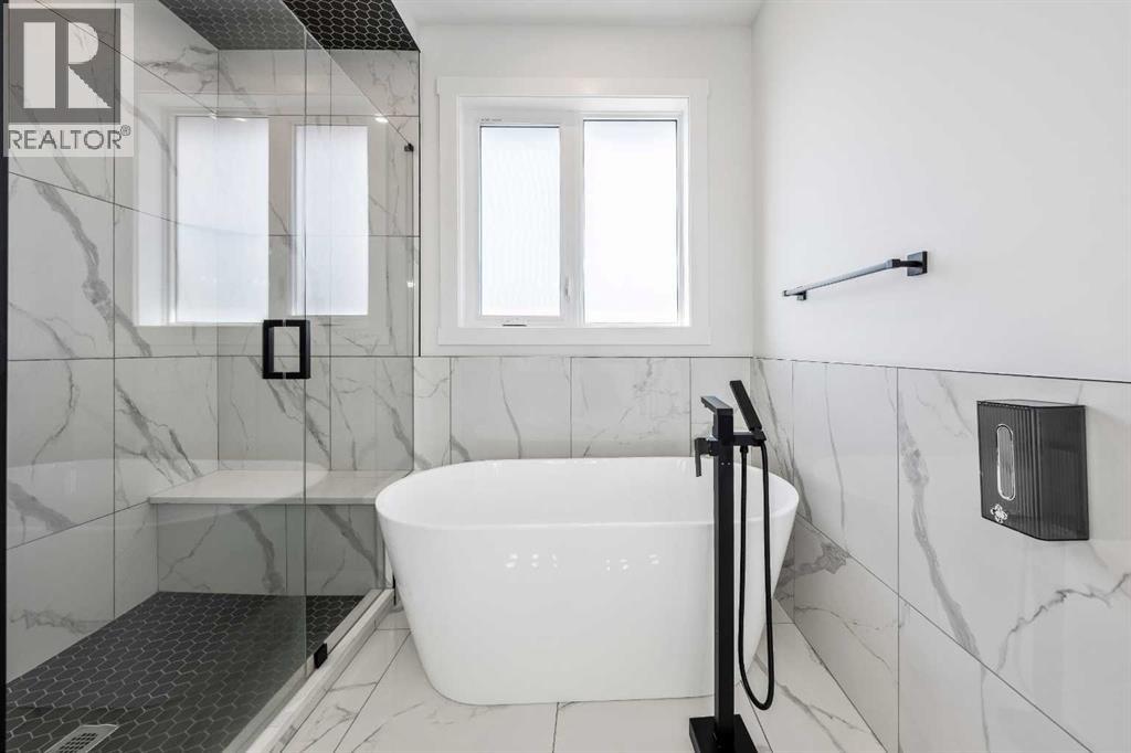 Single Family House for Sale in   Avenue NW Montgomery Calgary 