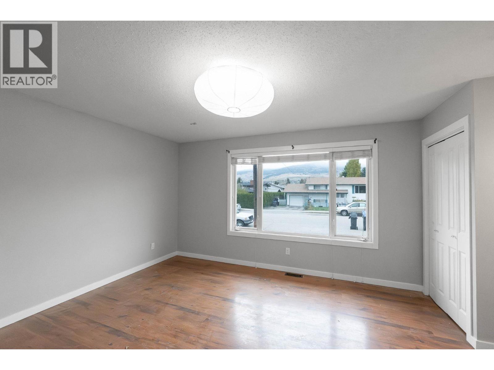 680 TARTAN ROAD - 12