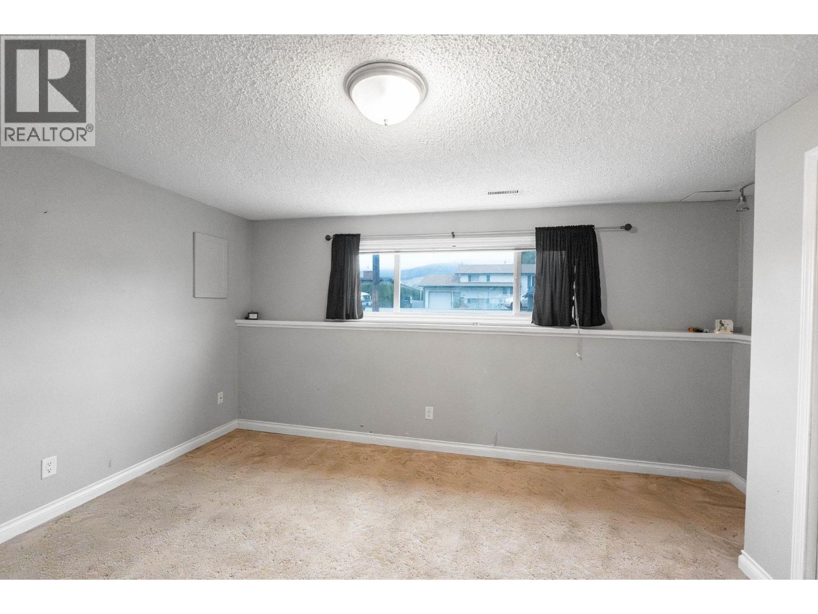 680 TARTAN ROAD - 19