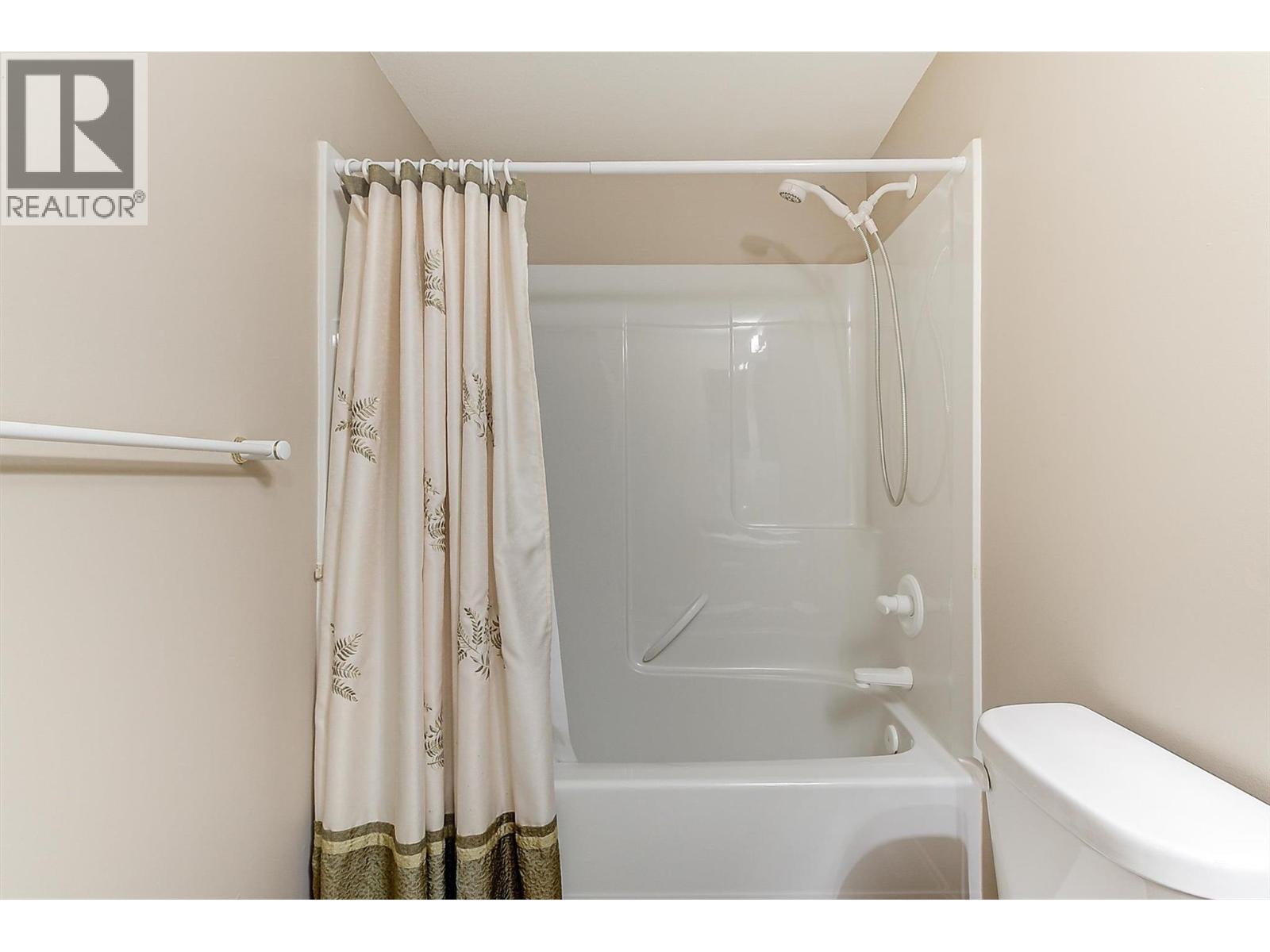 #102 3890 BROWN ROAD - 26