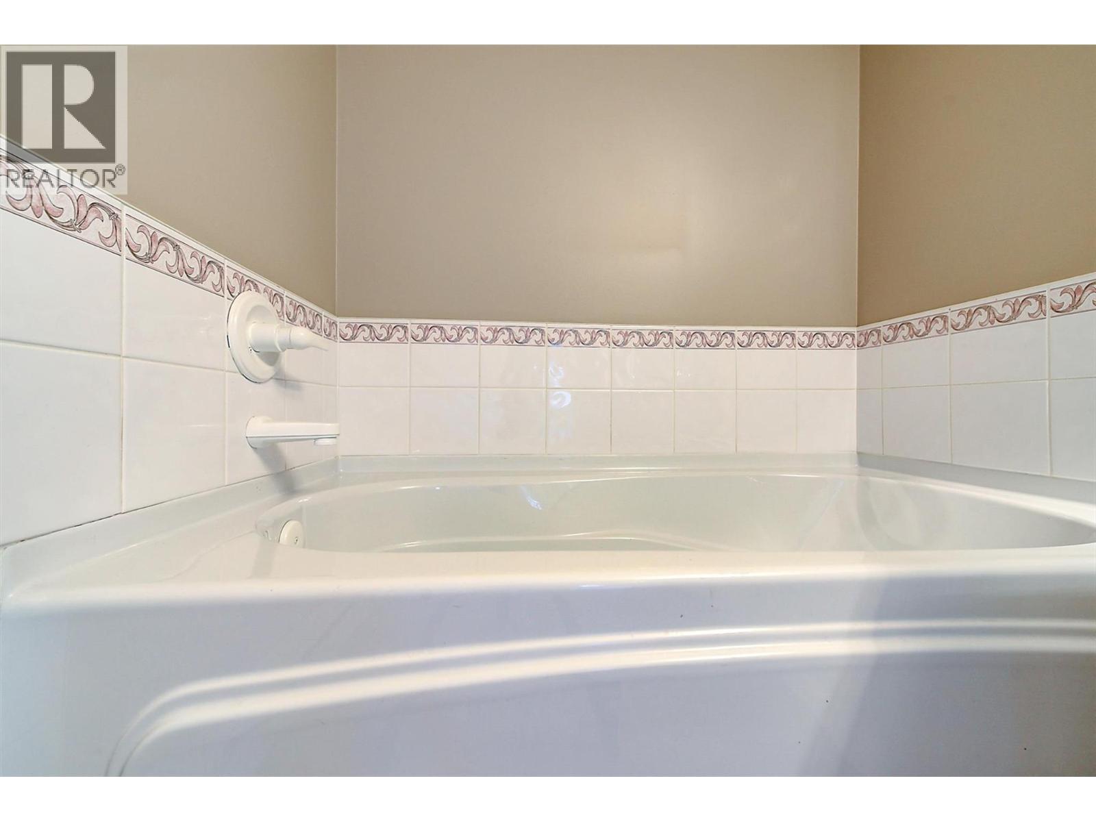 #102 3890 BROWN ROAD - 19