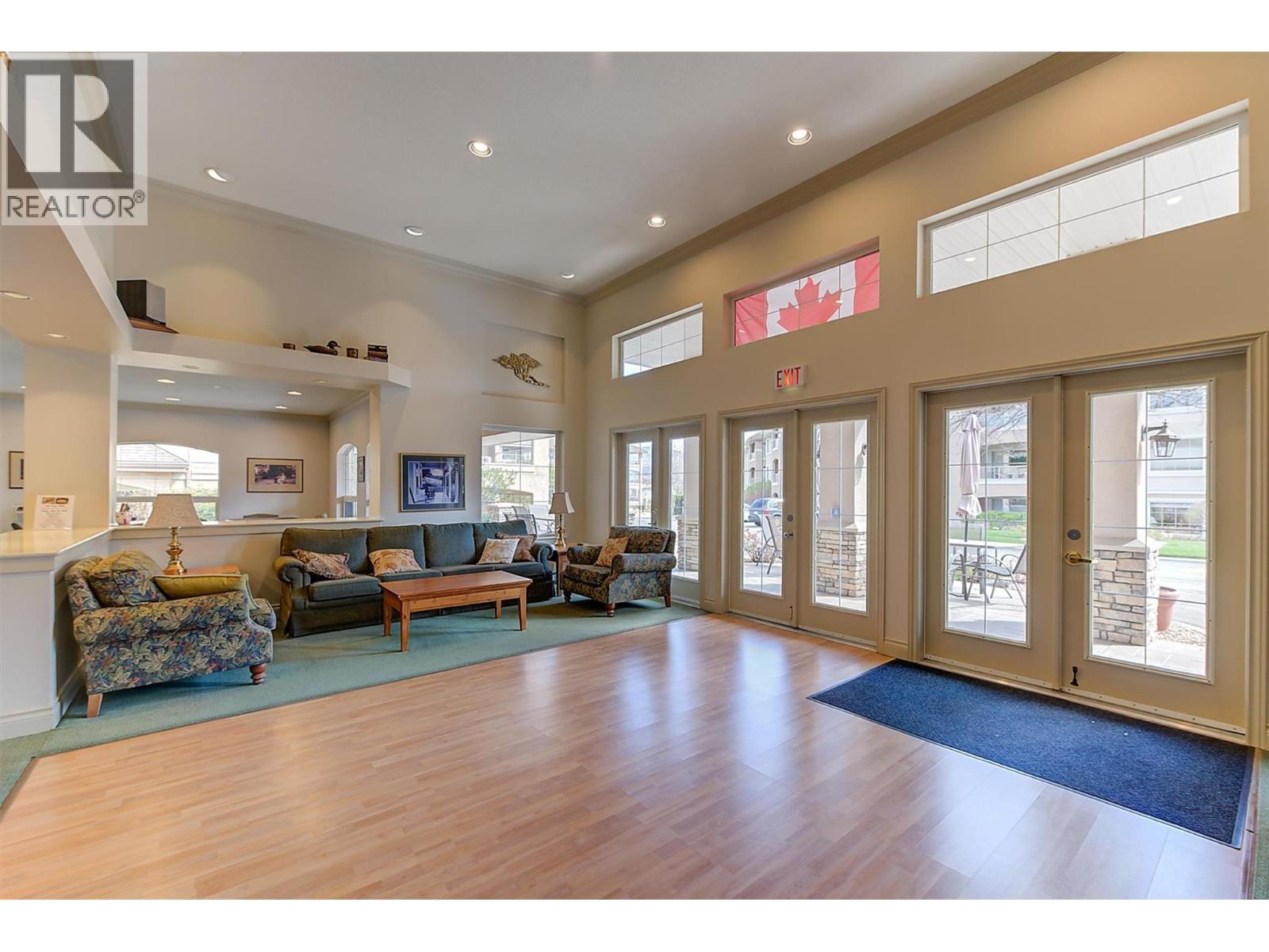 #102 3890 BROWN ROAD - 32