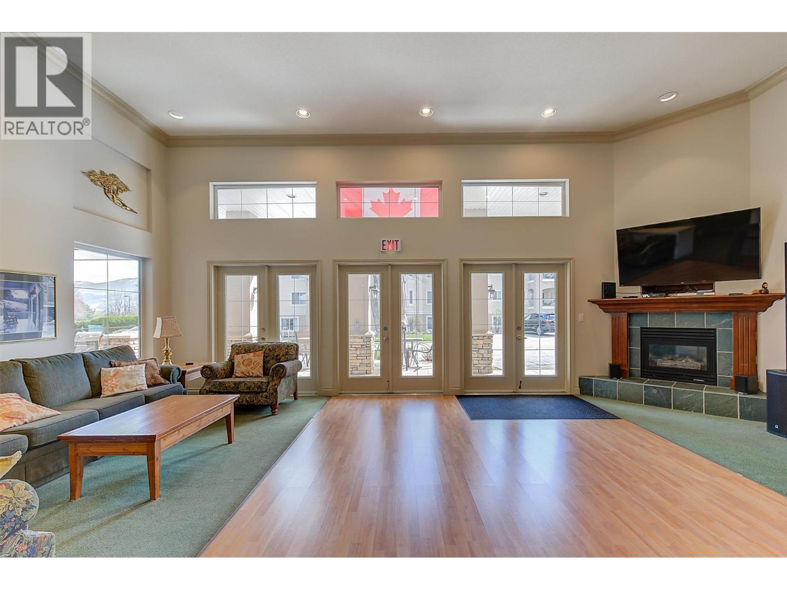 #102 3890 BROWN ROAD - 34