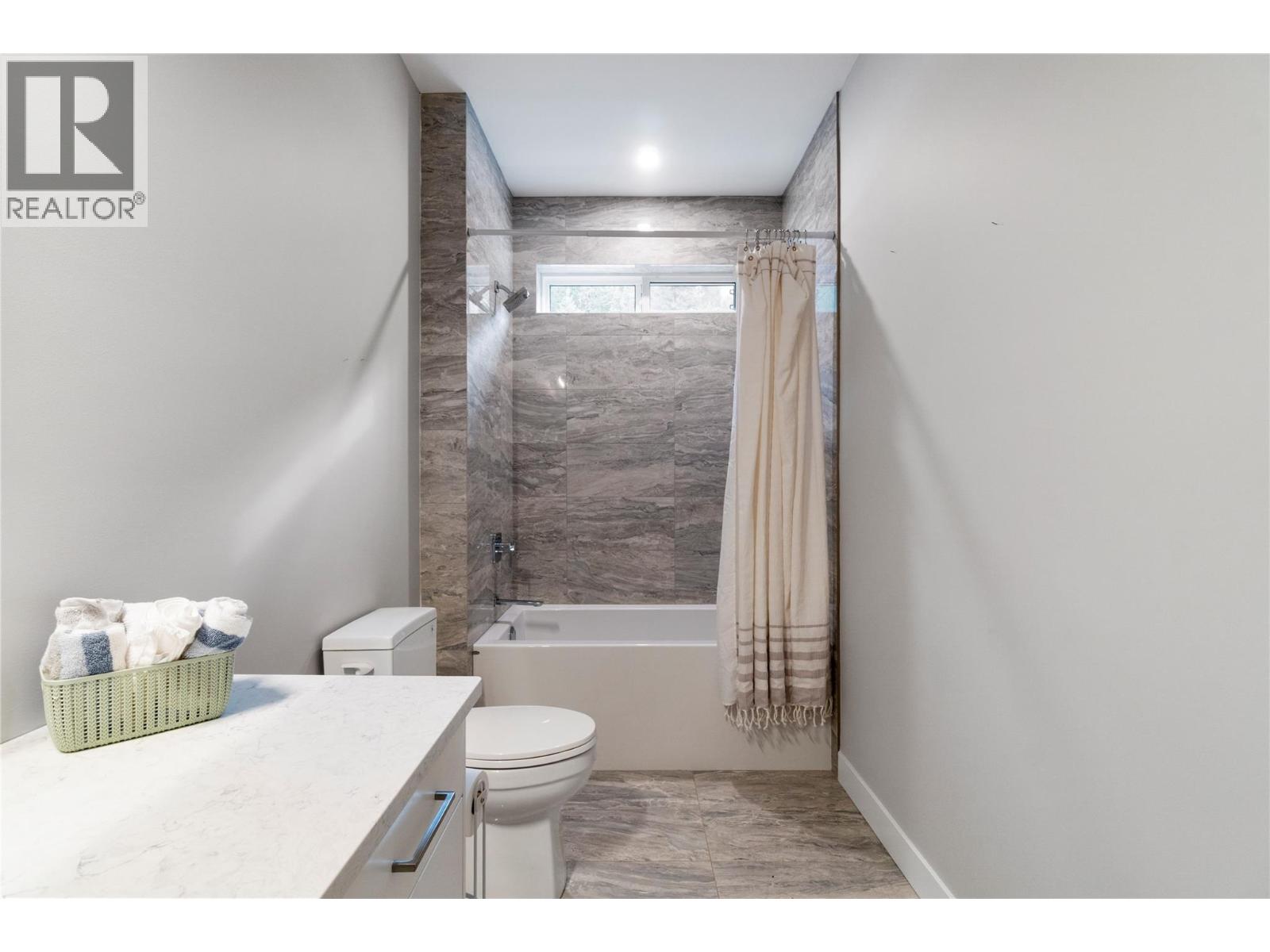 1015 PAQUETTE ROAD - 17