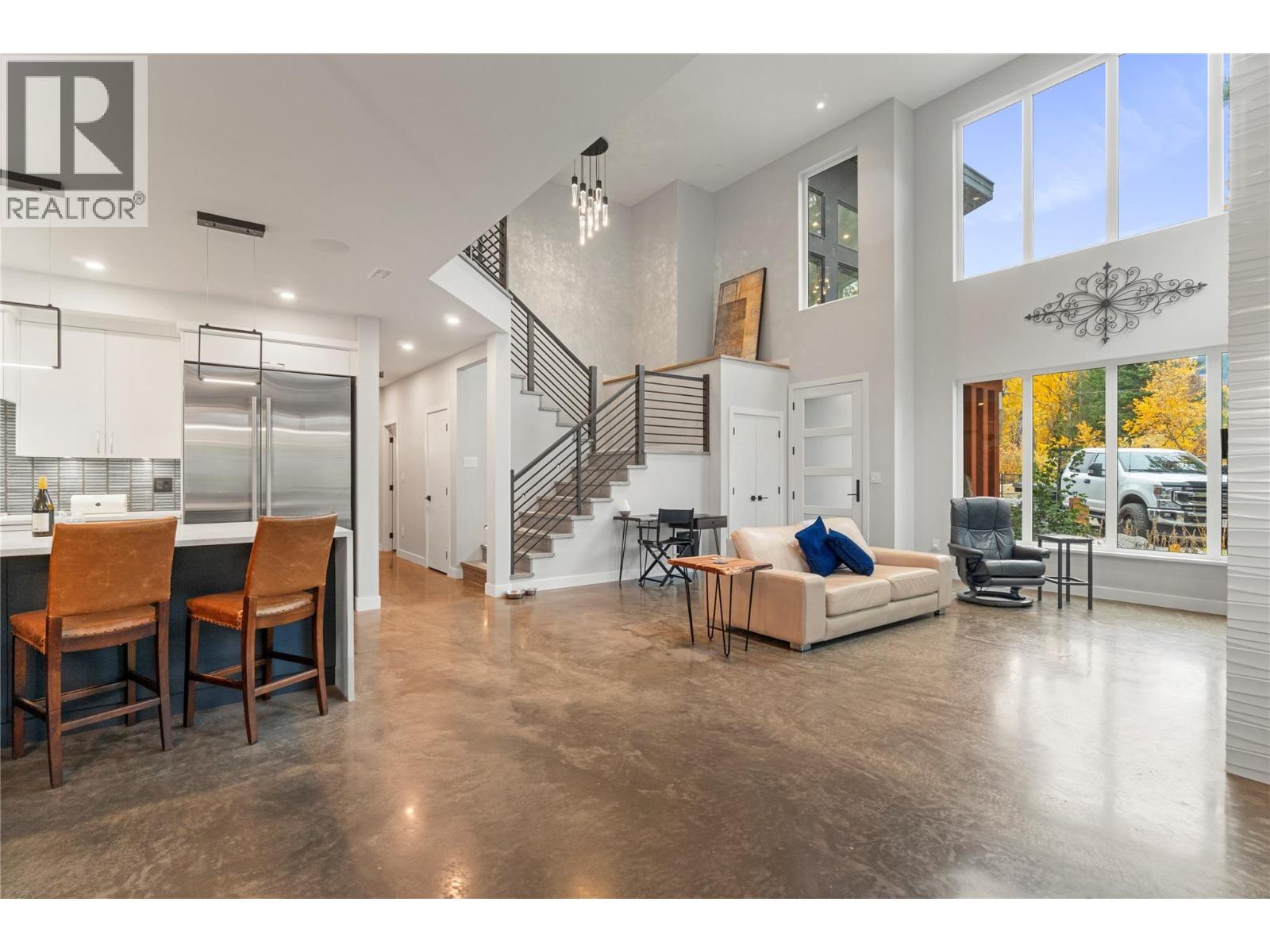 1015 PAQUETTE ROAD - 33