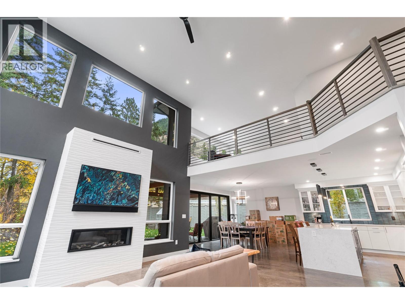 1015 PAQUETTE ROAD - 24