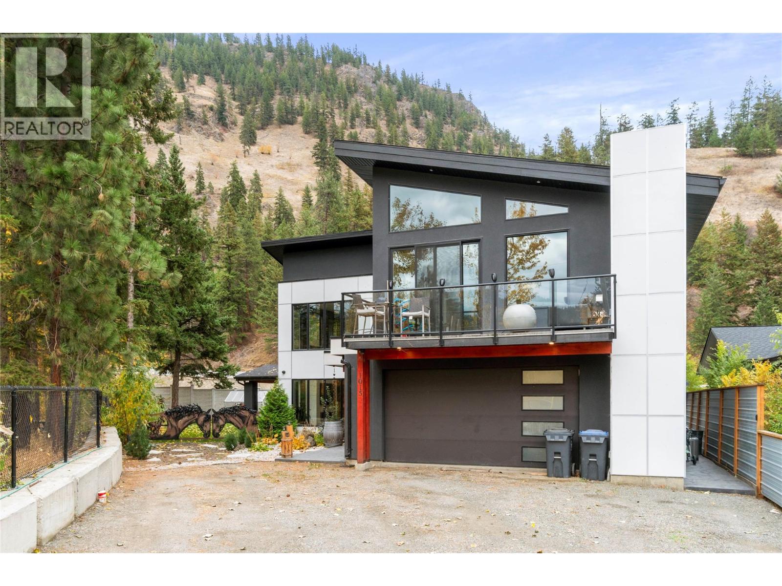 1015 PAQUETTE ROAD - 72