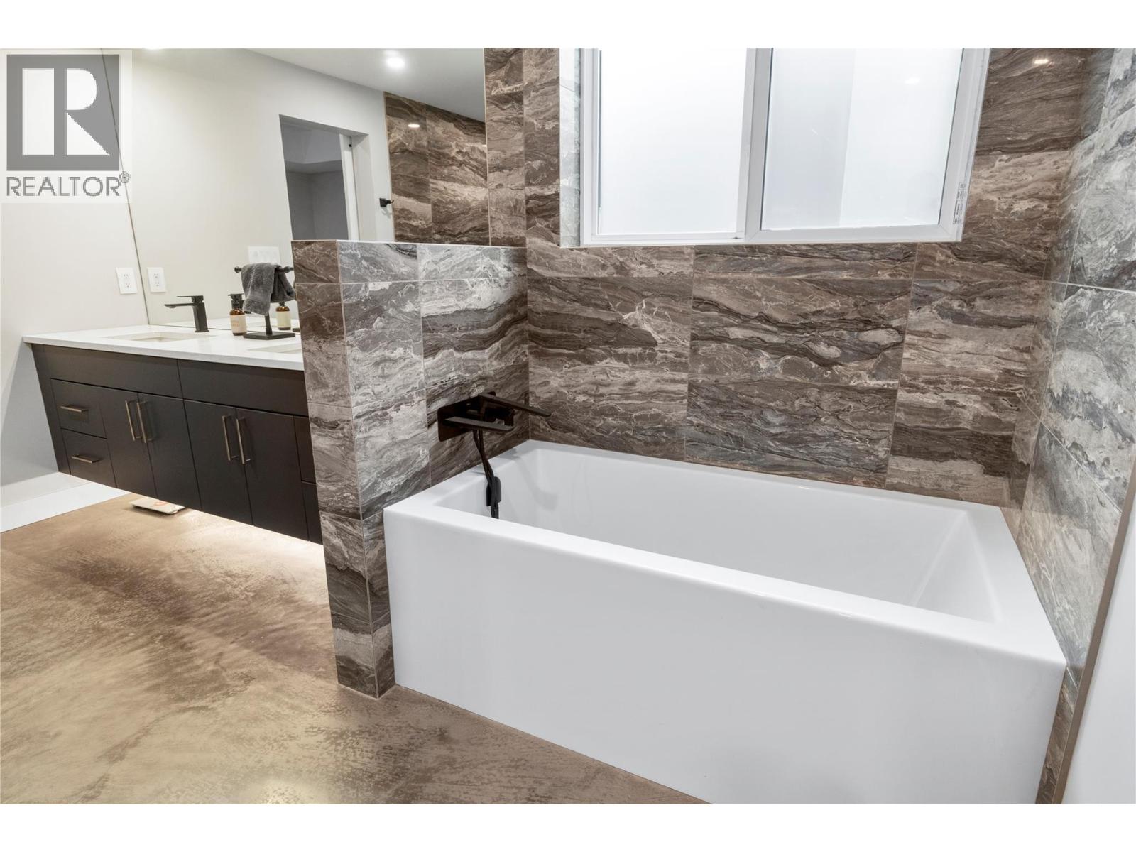 1015 PAQUETTE ROAD - 56