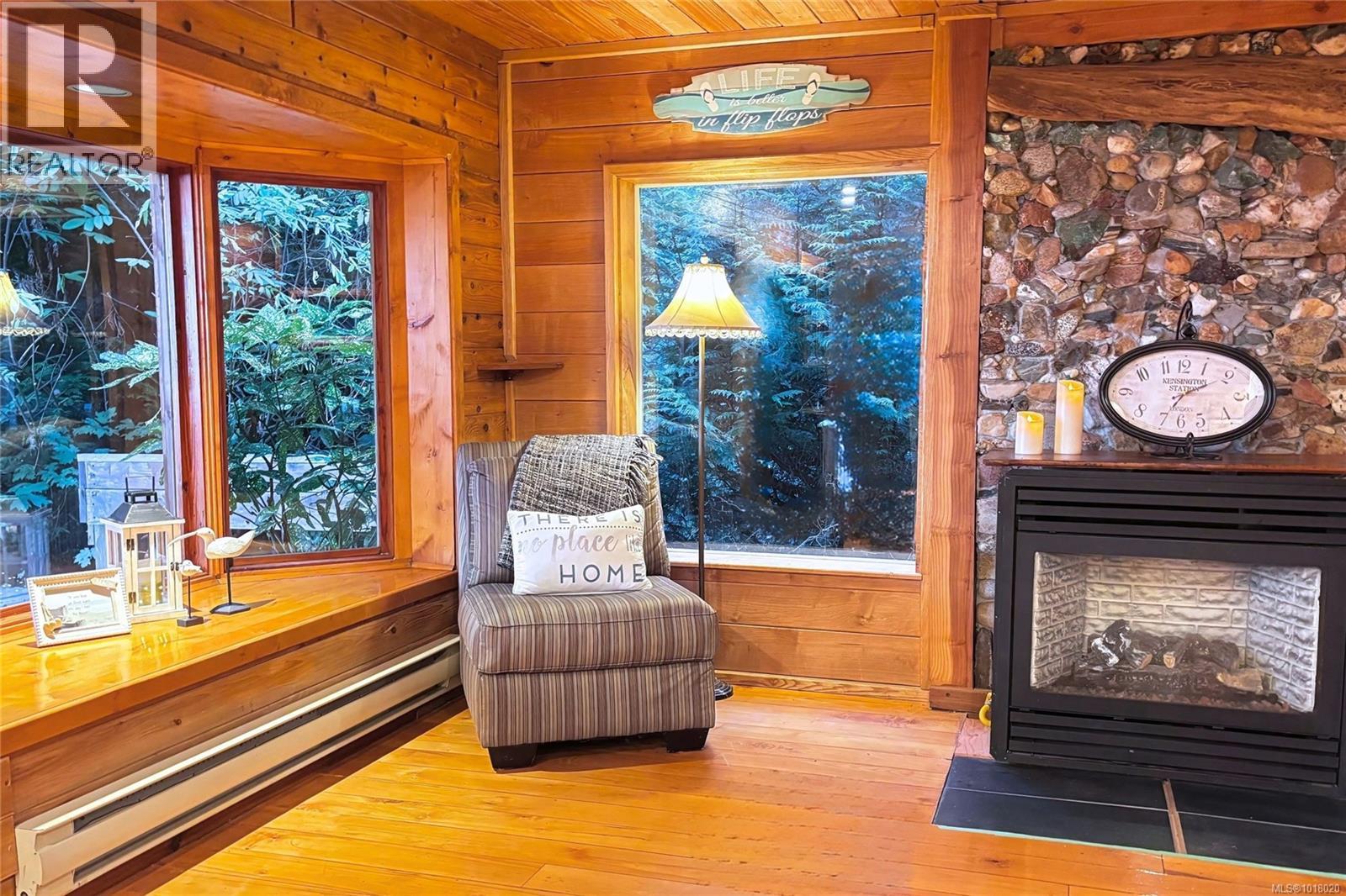 235 Spearfish Rd, Qualicum Beach