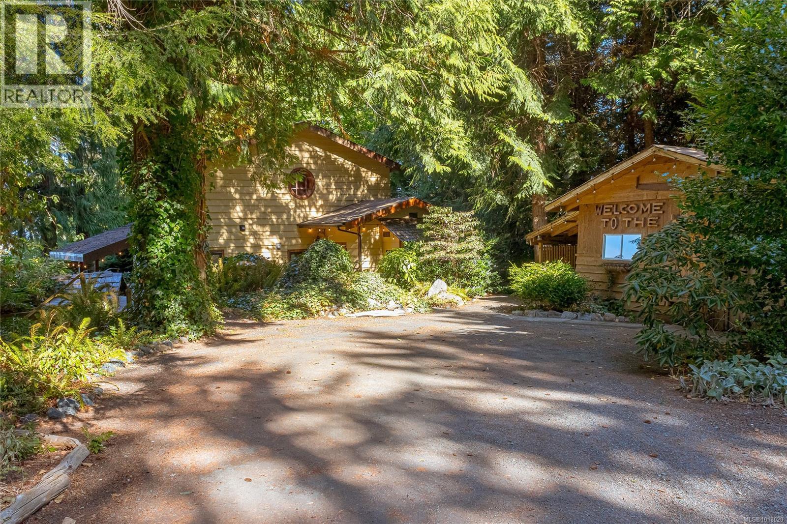 235 Spearfish Rd, Qualicum Beach