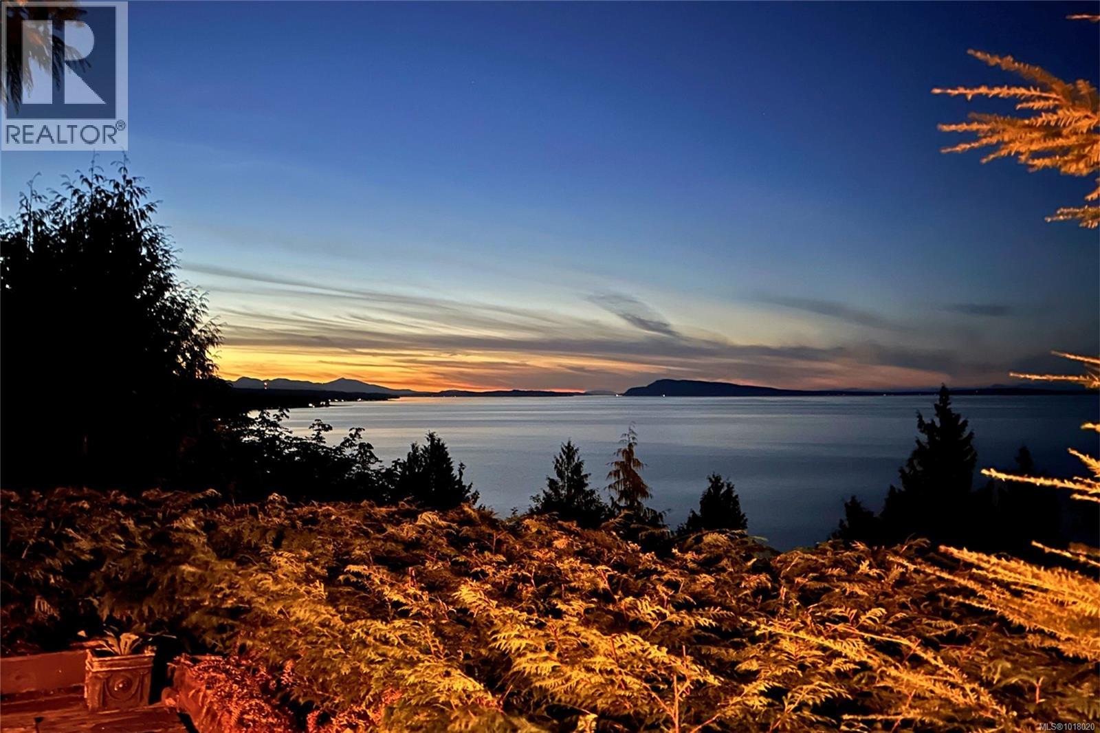 235 Spearfish Rd, Qualicum Beach