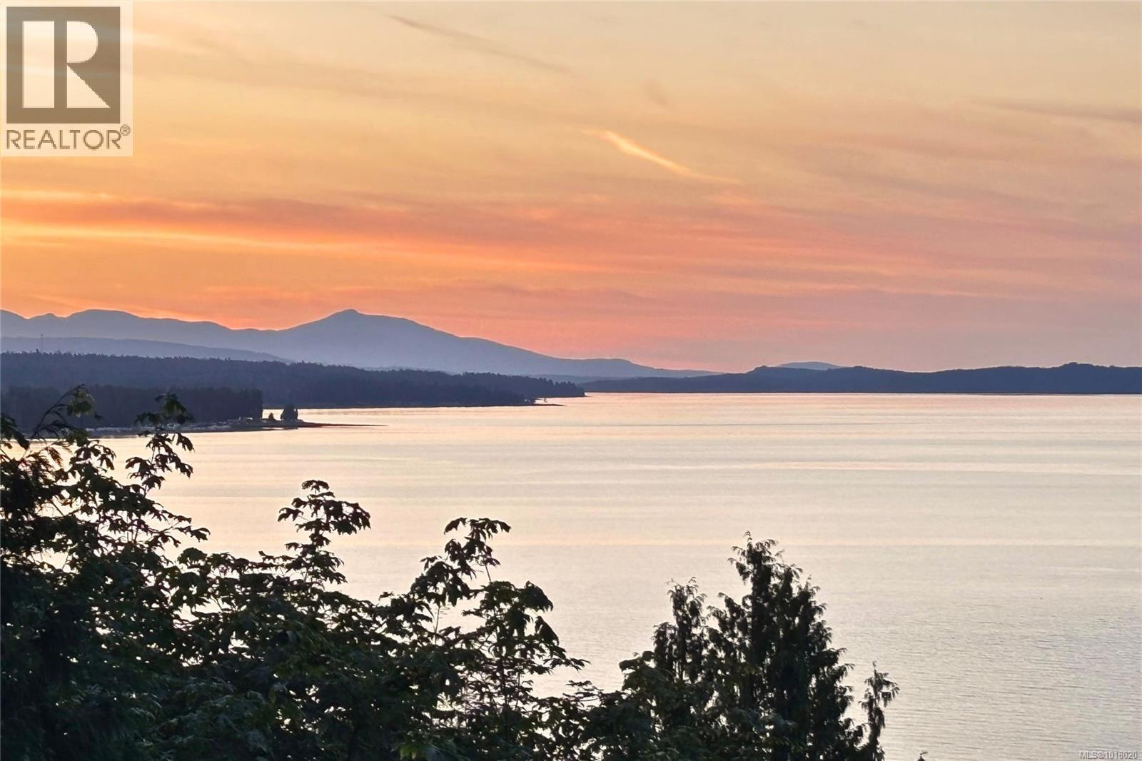 235 Spearfish Rd, Qualicum Beach