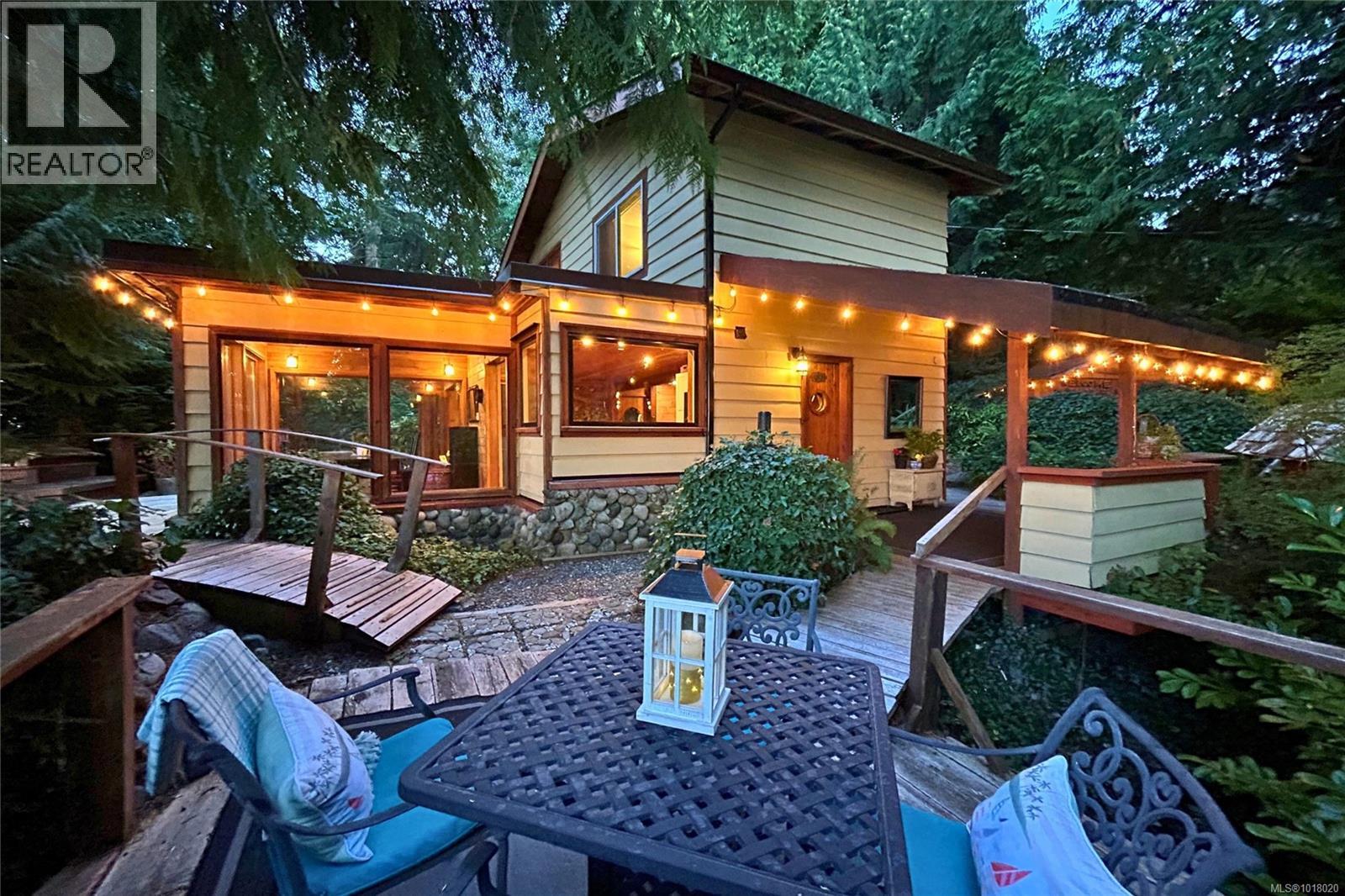 235 Spearfish Rd, Qualicum Beach
