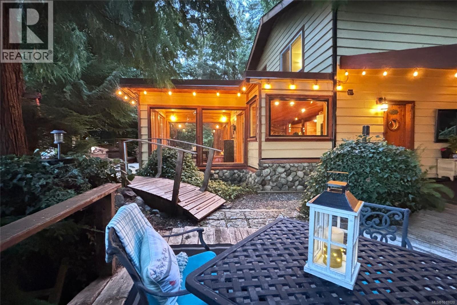 235 Spearfish Rd, Qualicum Beach