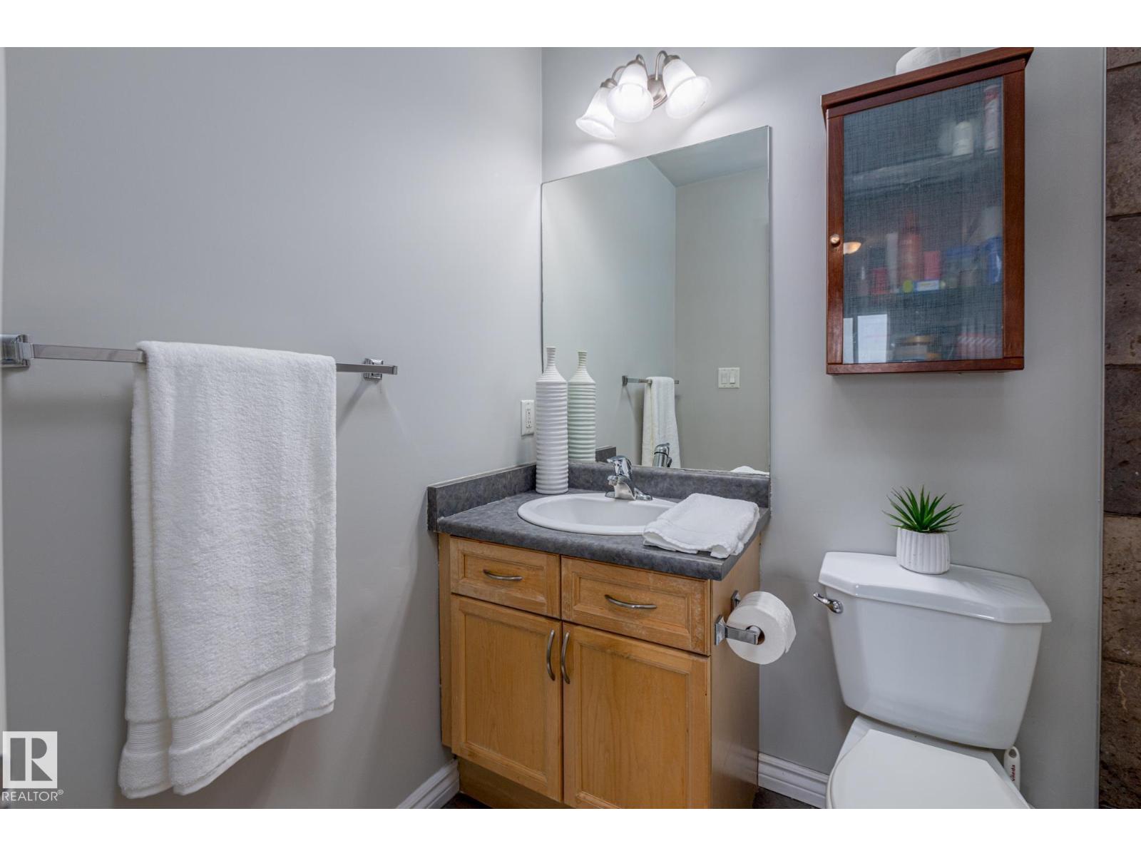 #208 10118 95 ST NW - 20