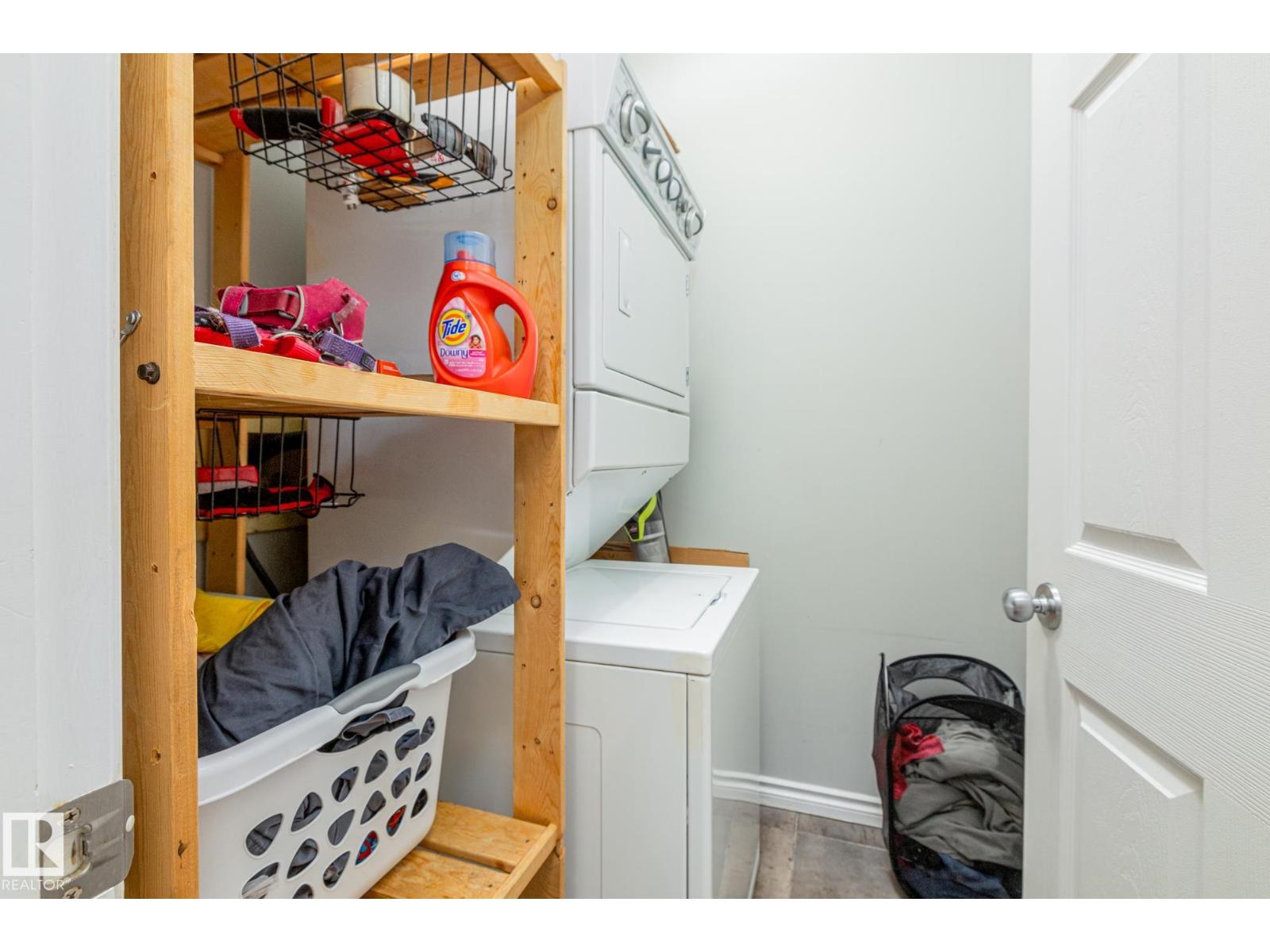 #208 10118 95 ST NW - 24