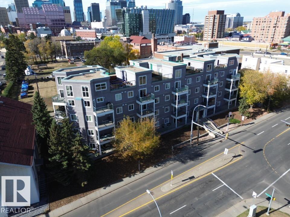 #208 10118 95 ST NW - 3