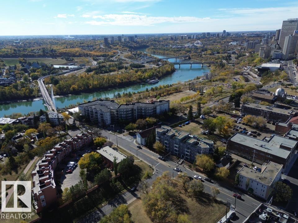 #208 10118 95 ST NW - 1