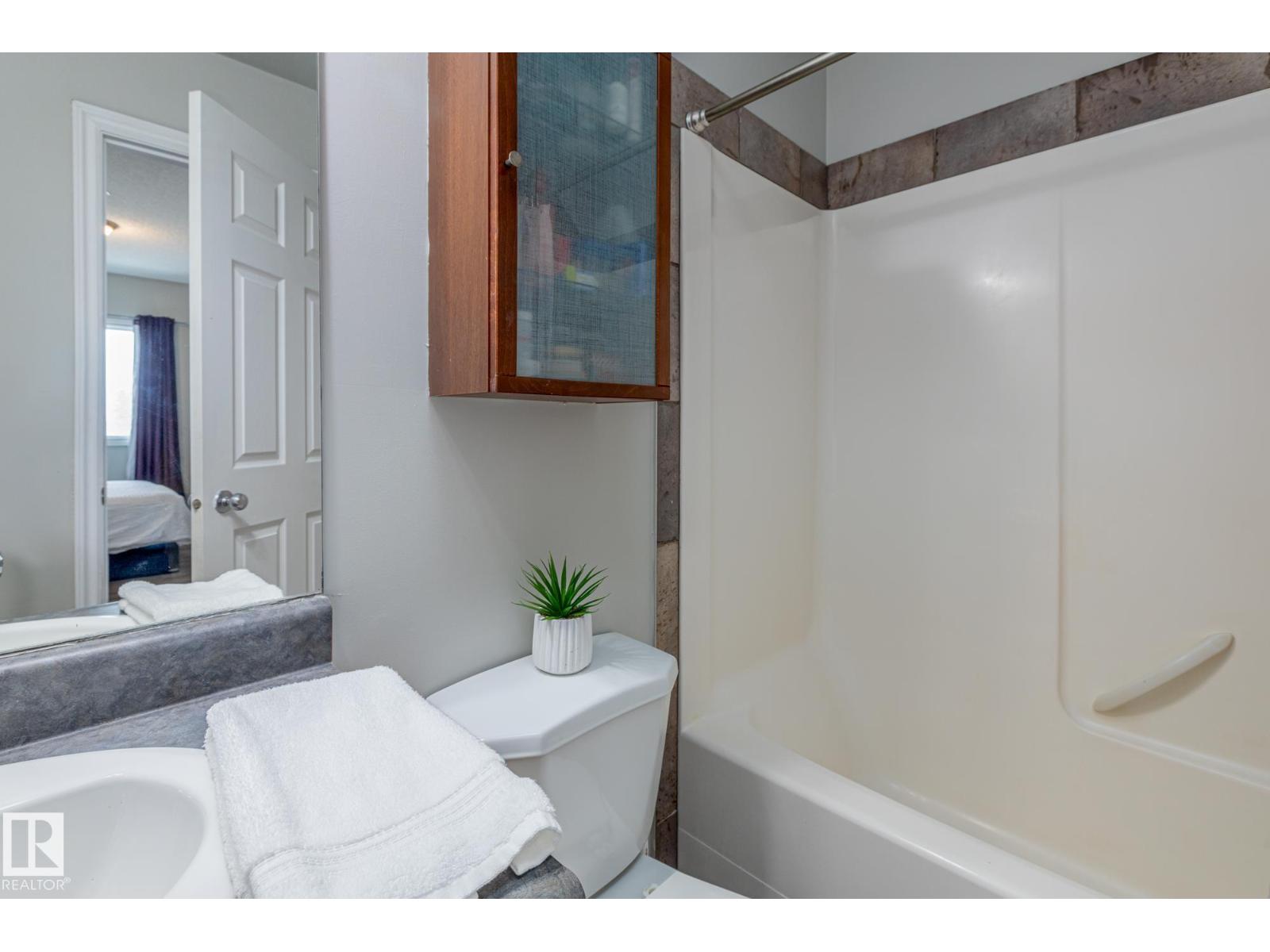 #208 10118 95 ST NW - 21