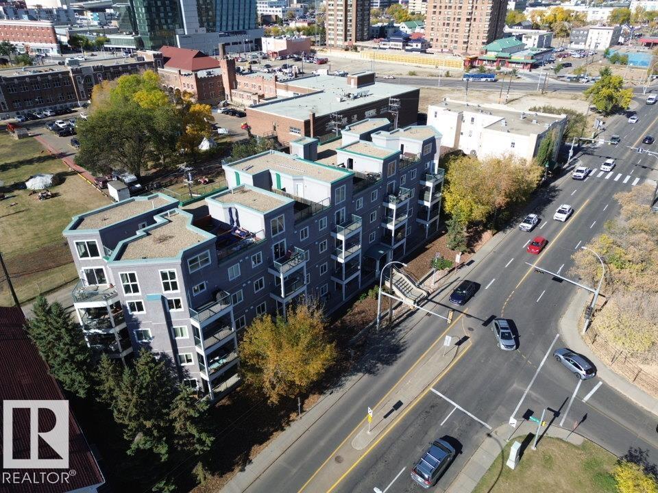 #208 10118 95 ST NW - 4