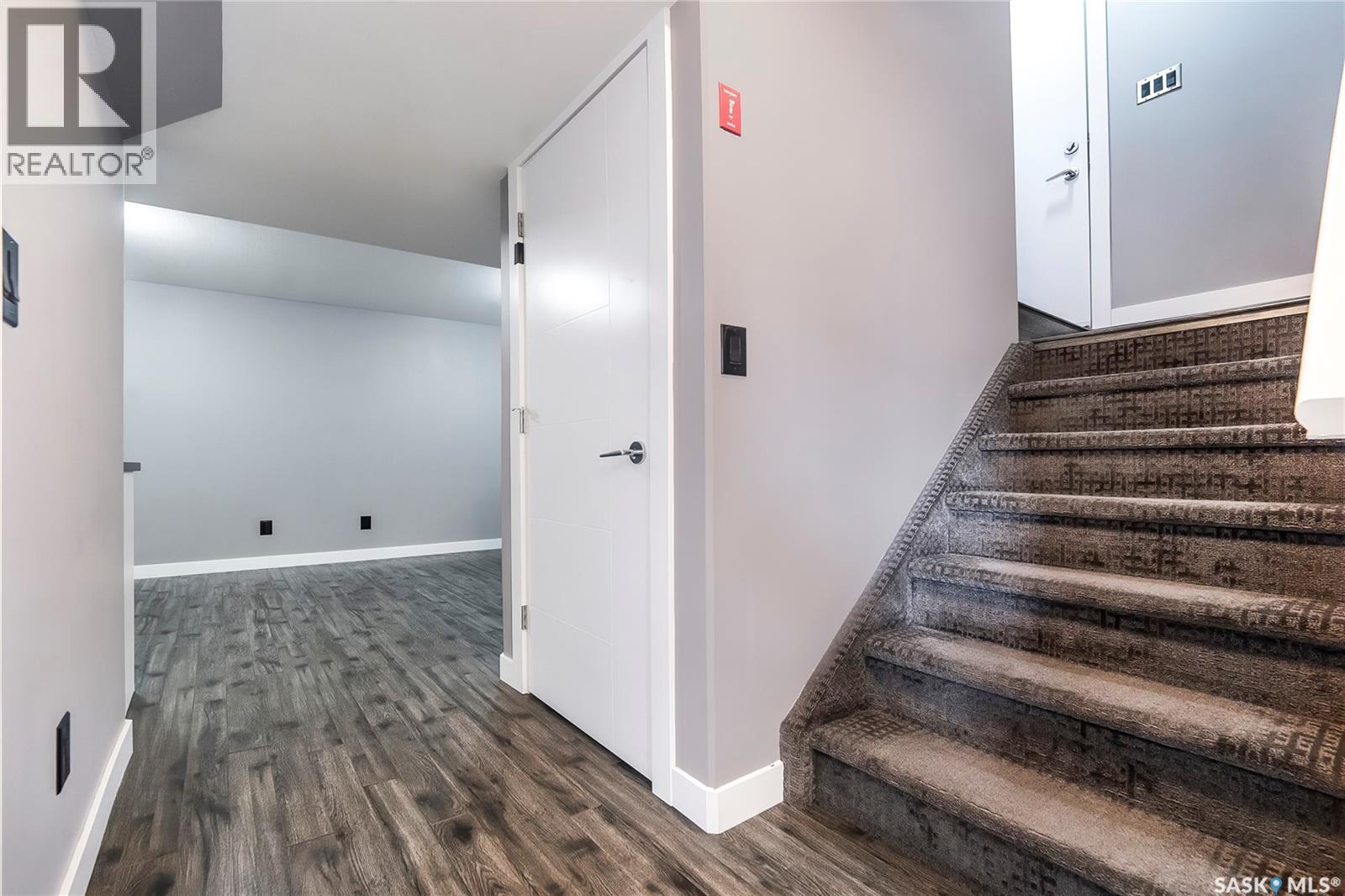 Single Family House 2 Level for Sale in  Marlatte CRESCENT Saskatoon 