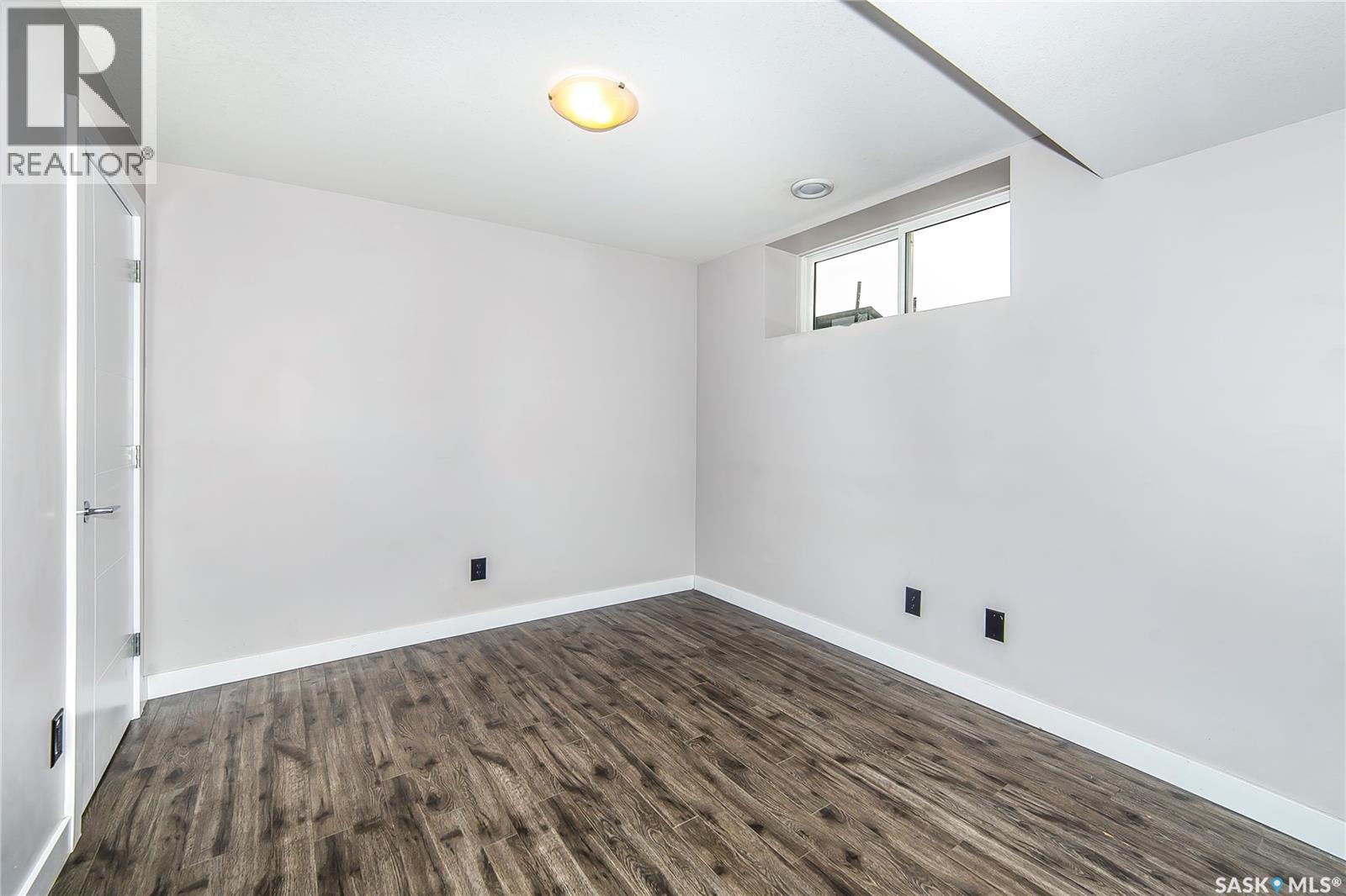 Single Family House 2 Level for Sale in  Marlatte CRESCENT Saskatoon 