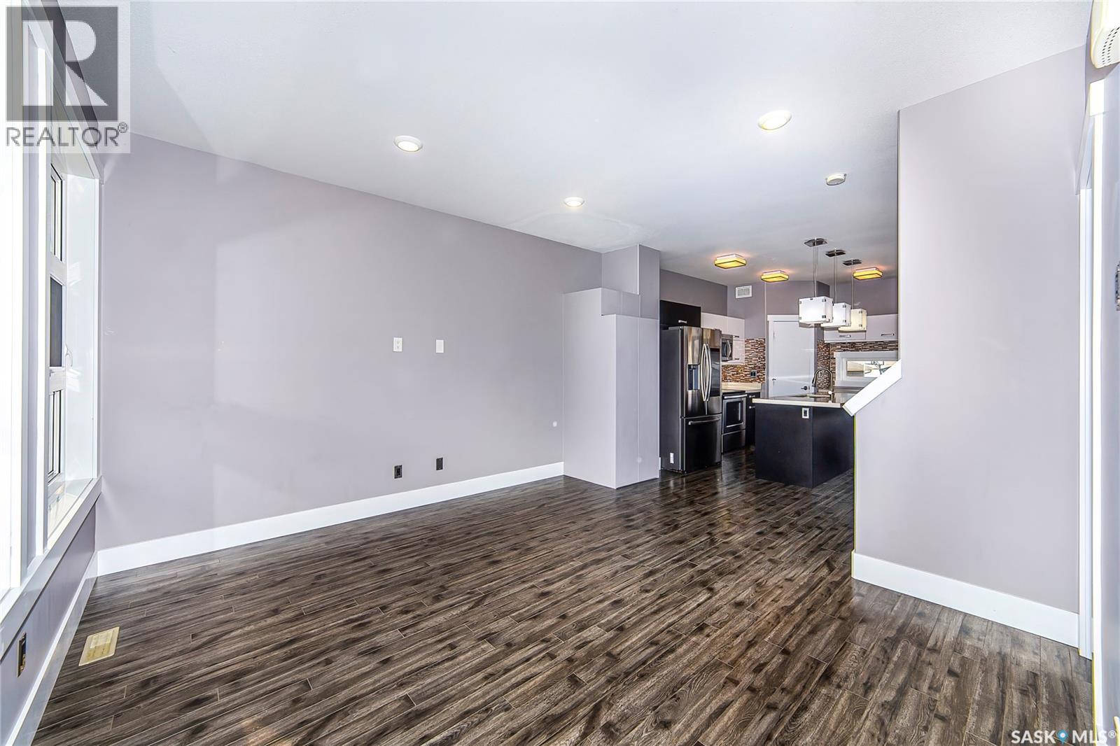 Single Family House 2 Level for Sale in  Marlatte CRESCENT Saskatoon 