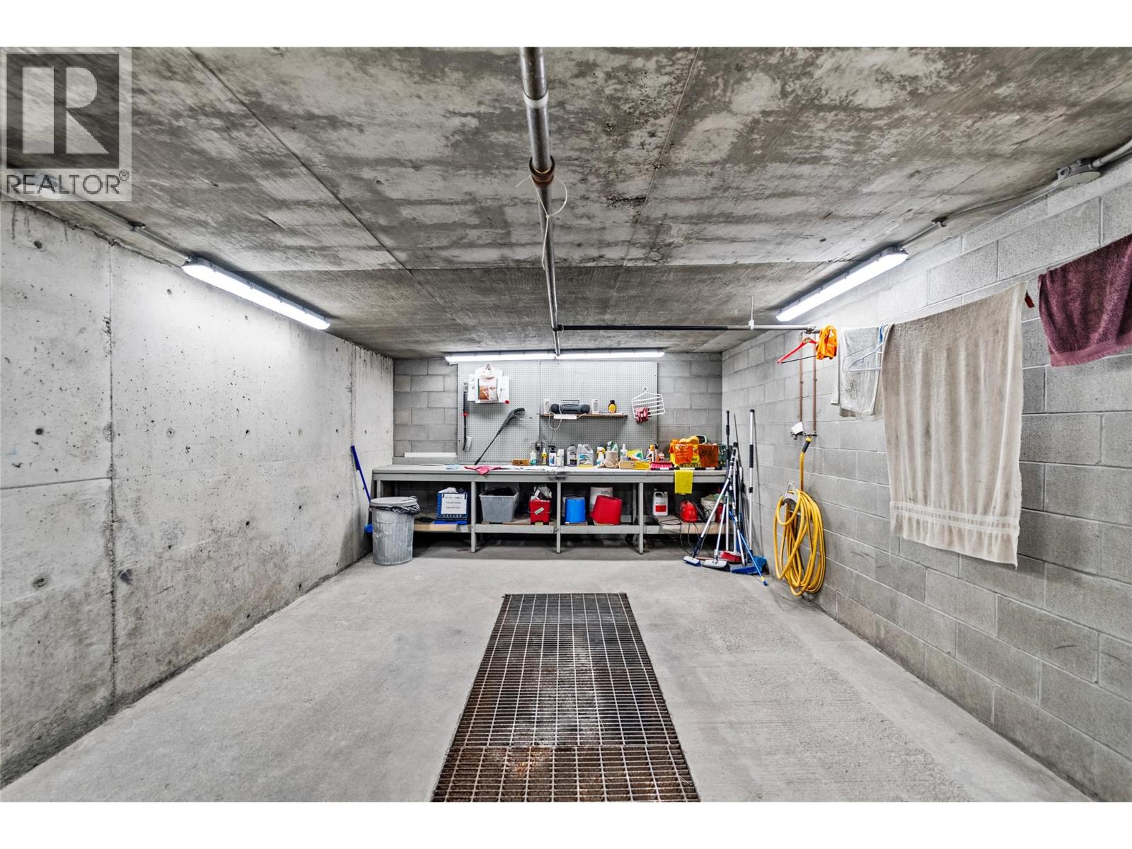 #108 338 NICOLA STREET - 32