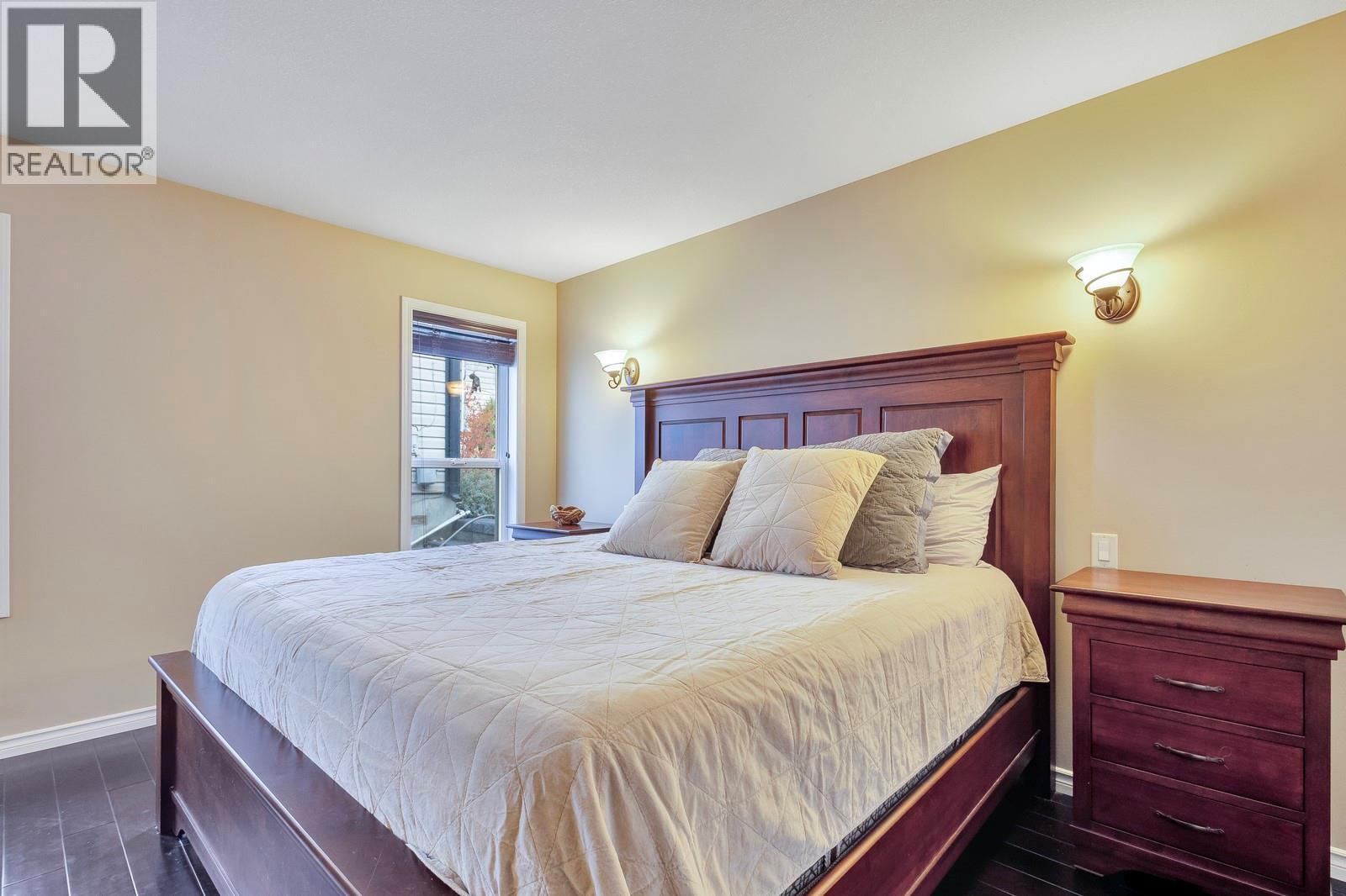 2077 ROSEFIELD DRIVE - 23