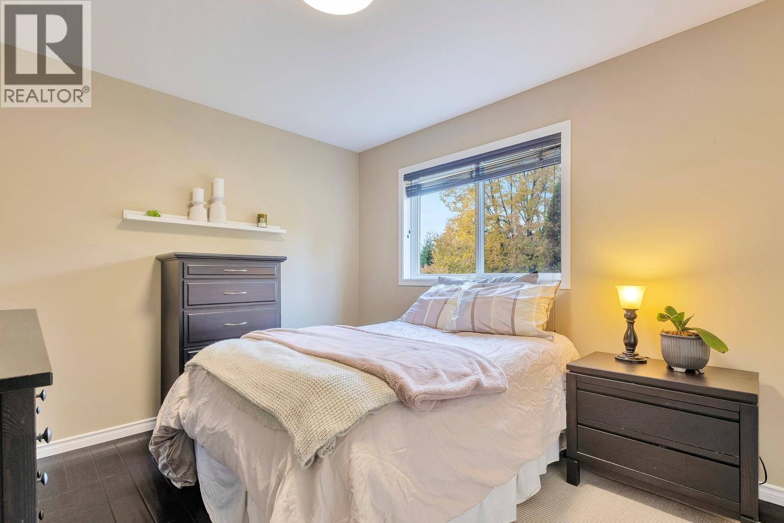 2077 ROSEFIELD DRIVE - 26