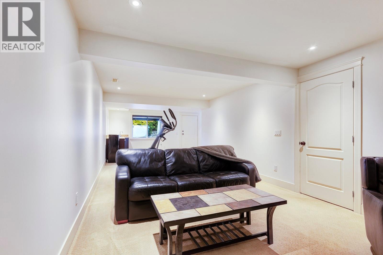 2077 ROSEFIELD DRIVE - 29