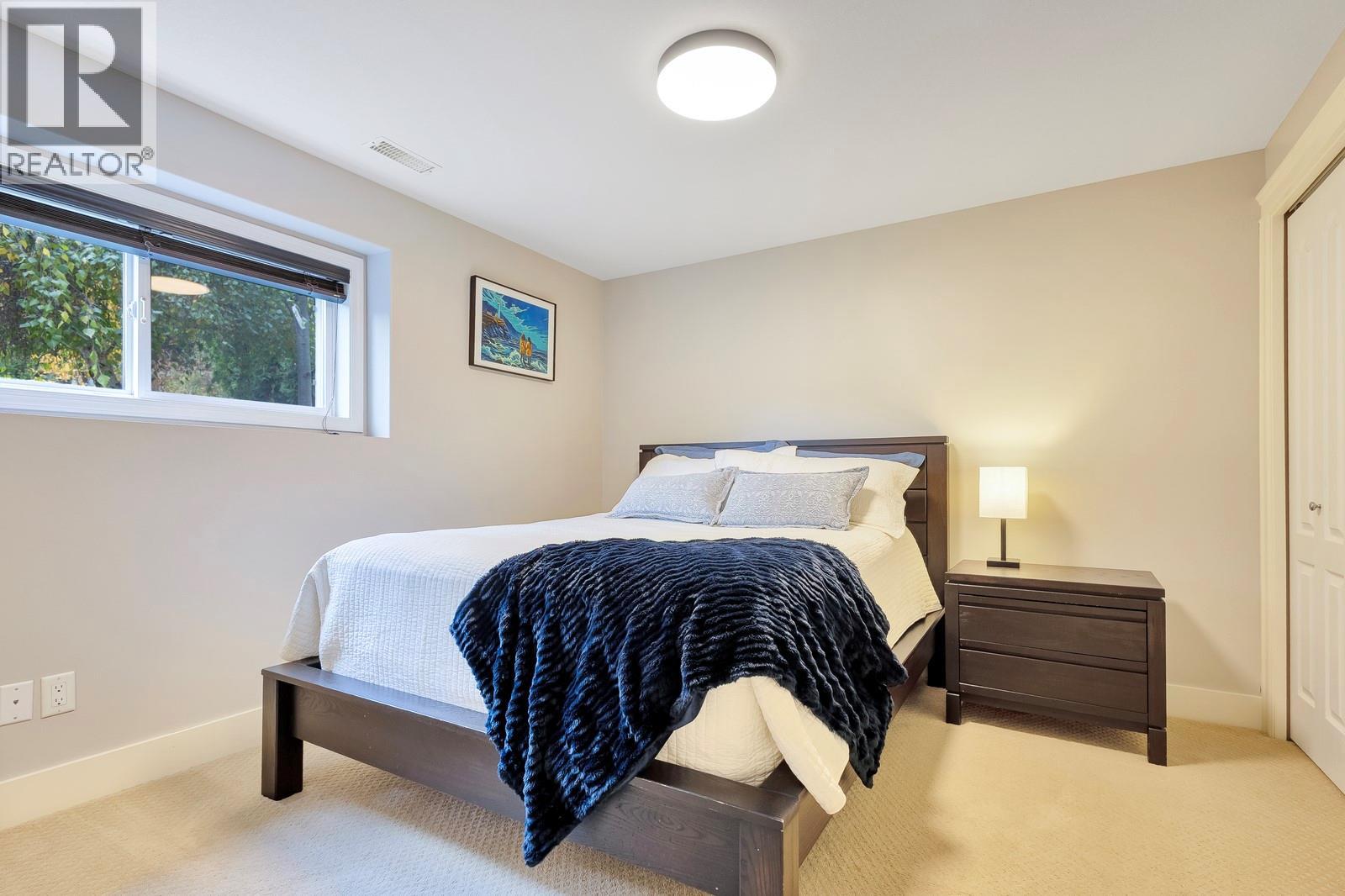 2077 ROSEFIELD DRIVE - 34