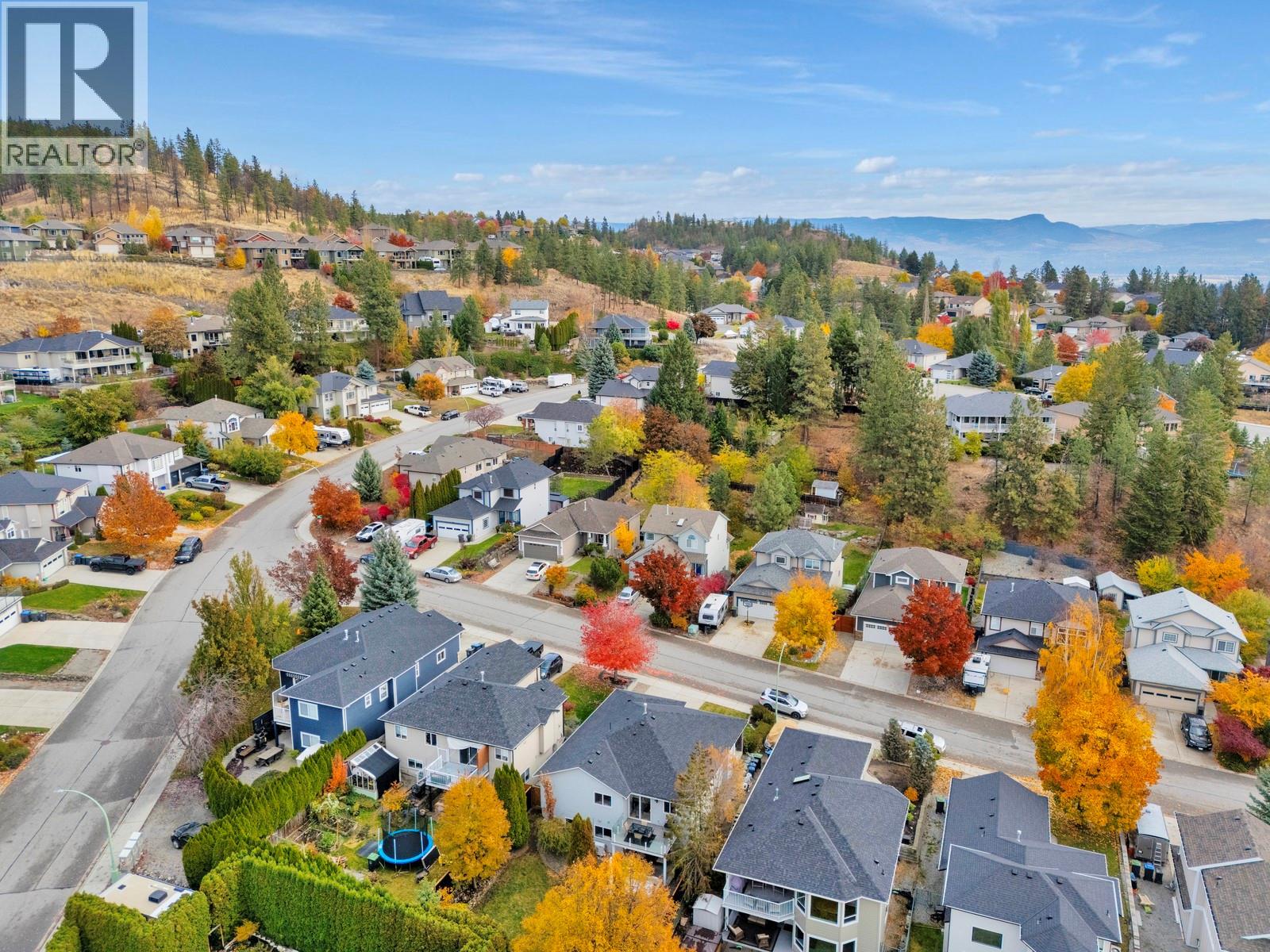 2077 ROSEFIELD DRIVE - 42