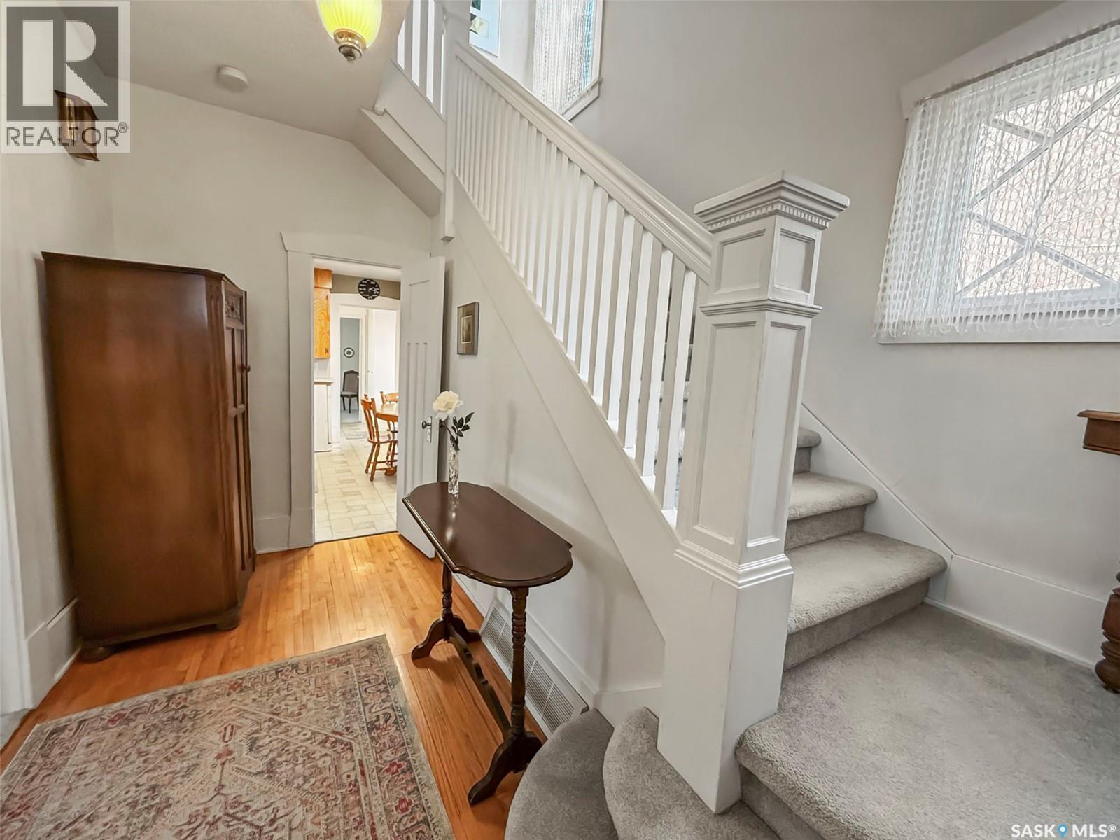 Single Family House for Sale in  th AVENUE NE Swift Current 