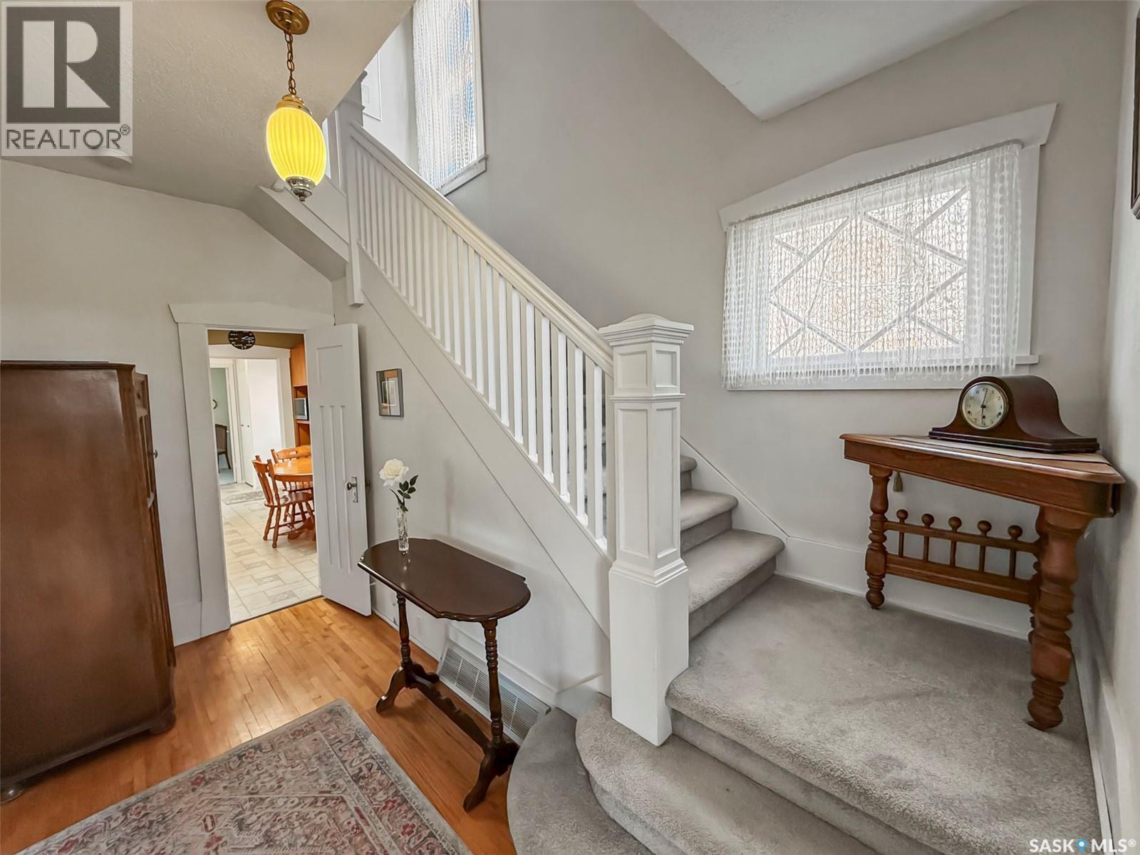 Single Family House for Sale in  th AVENUE NE Swift Current 