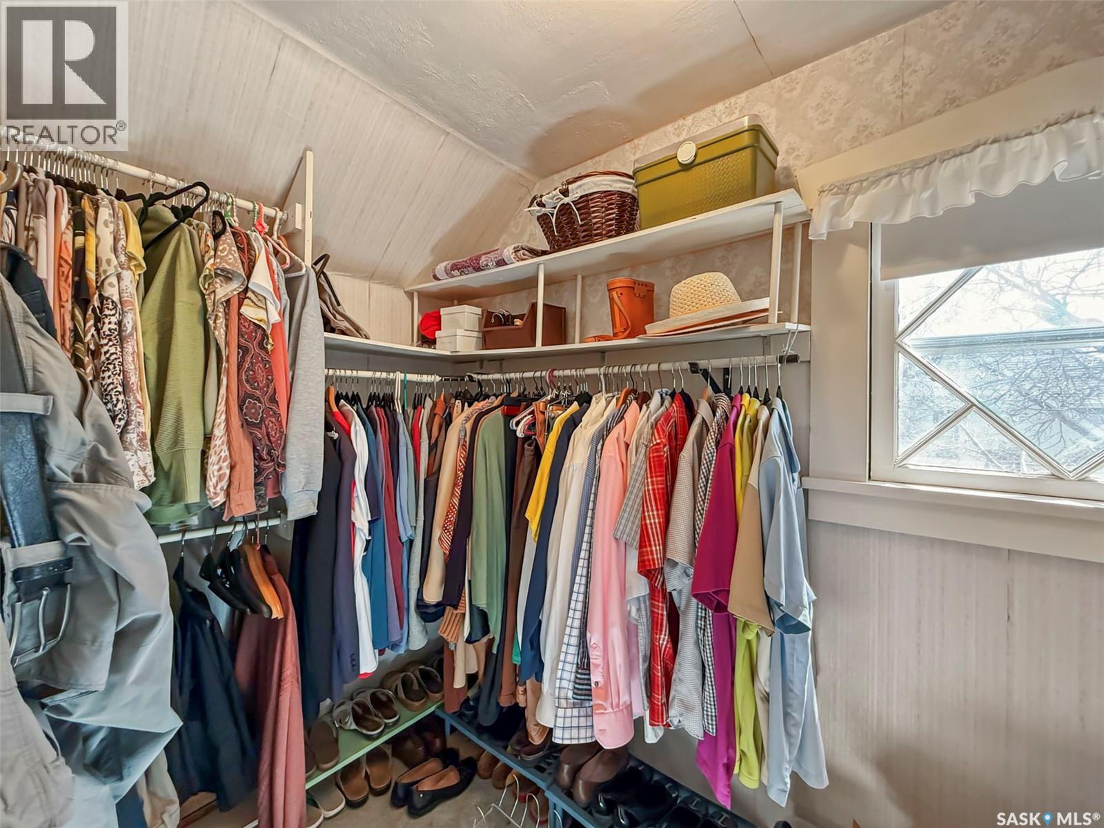 Single Family House for Sale in  th AVENUE NE Swift Current 