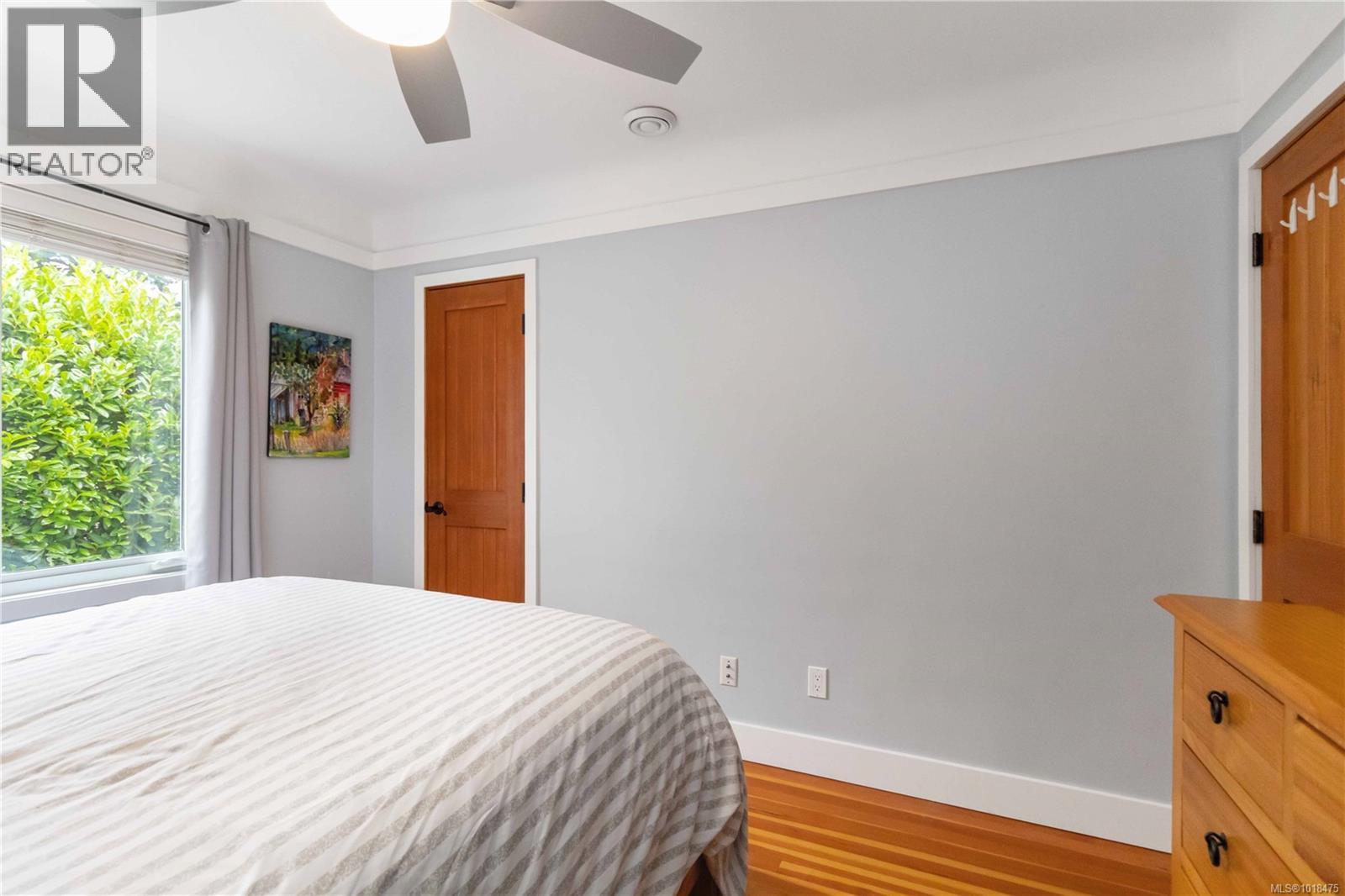  2200 Kinross Avenue, Oak Bay