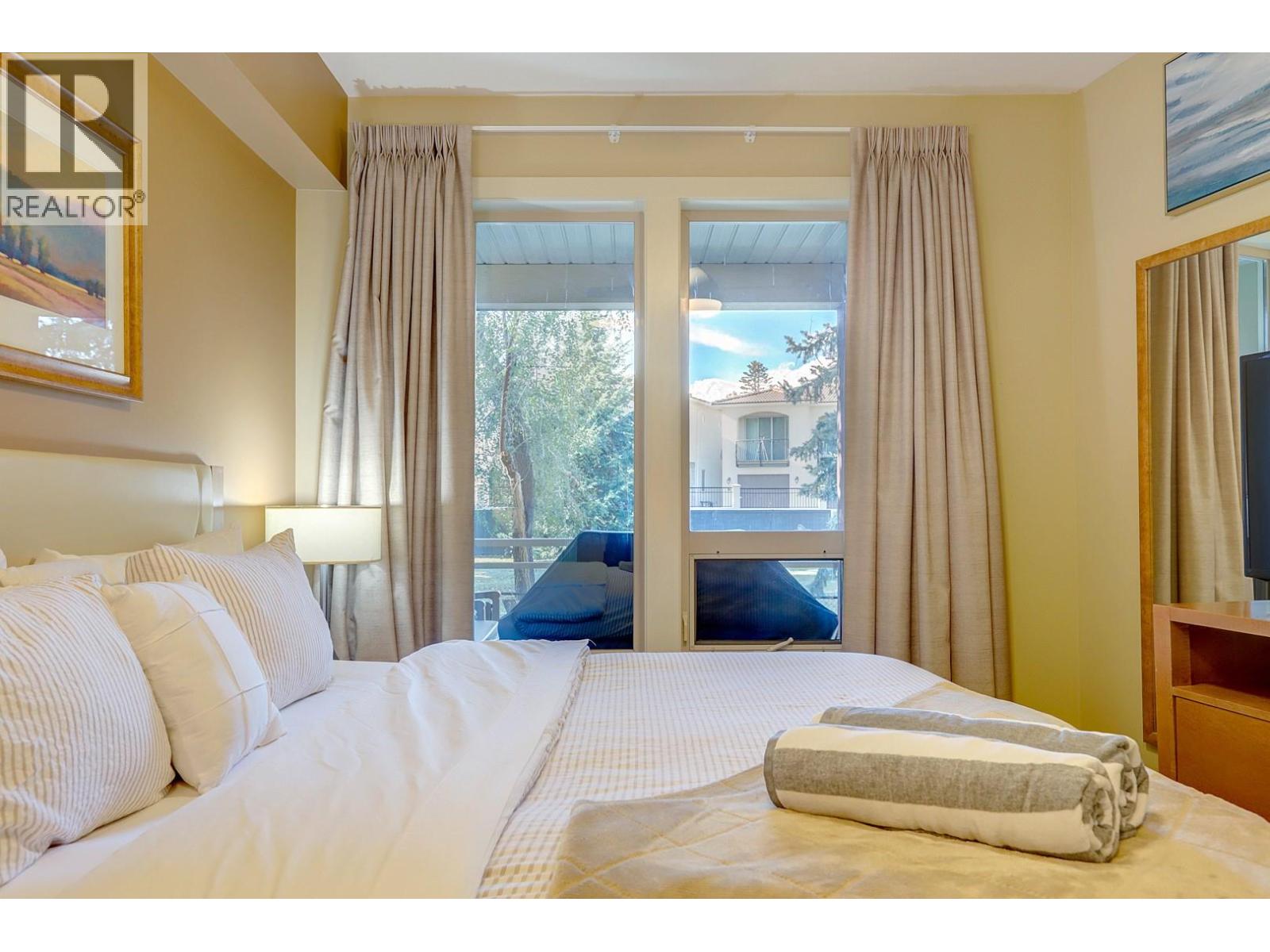 1114 7343 Okanagan Landing Road, Vernon