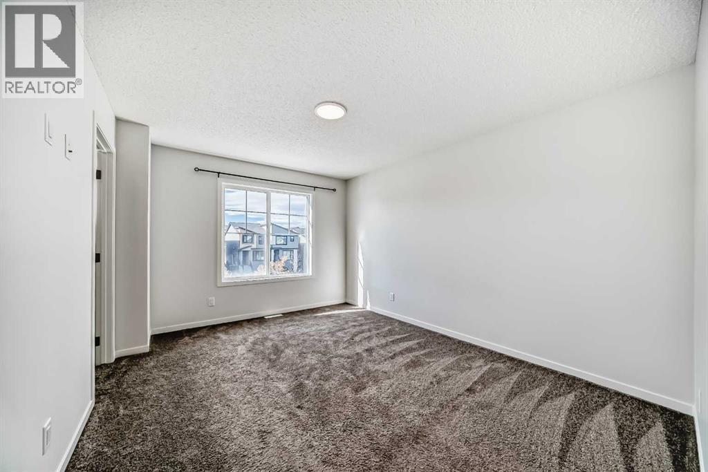 Single Family House for Sale in  Edith Gate NW Glacier Ridge Calgary 