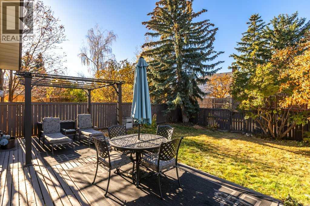 Single Family House Bungalow for Sale in  Bernard Place NW Beddington Heights Calgary 