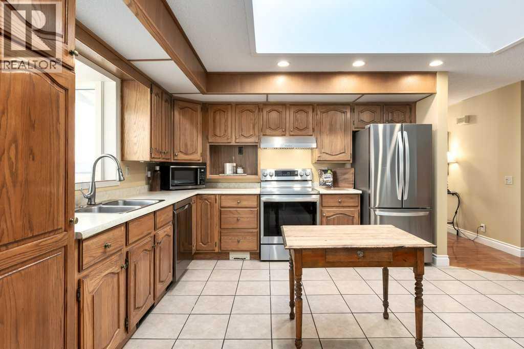 Single Family House Bungalow for Sale in  Bernard Place NW Beddington Heights Calgary 