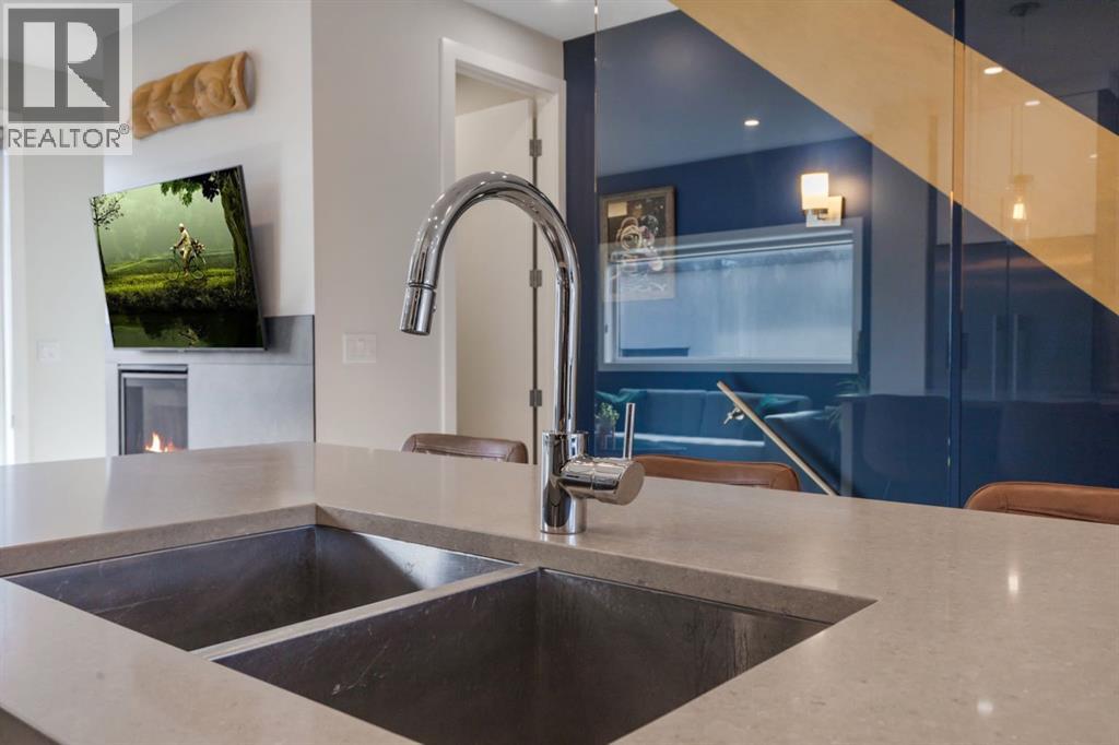 Single Family House for Sale in   Street SW Windsor Park Calgary 