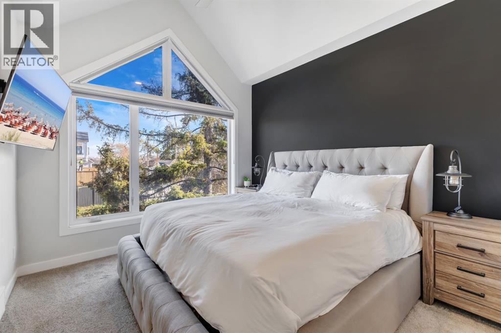 Single Family House for Sale in   Street SW Windsor Park Calgary 