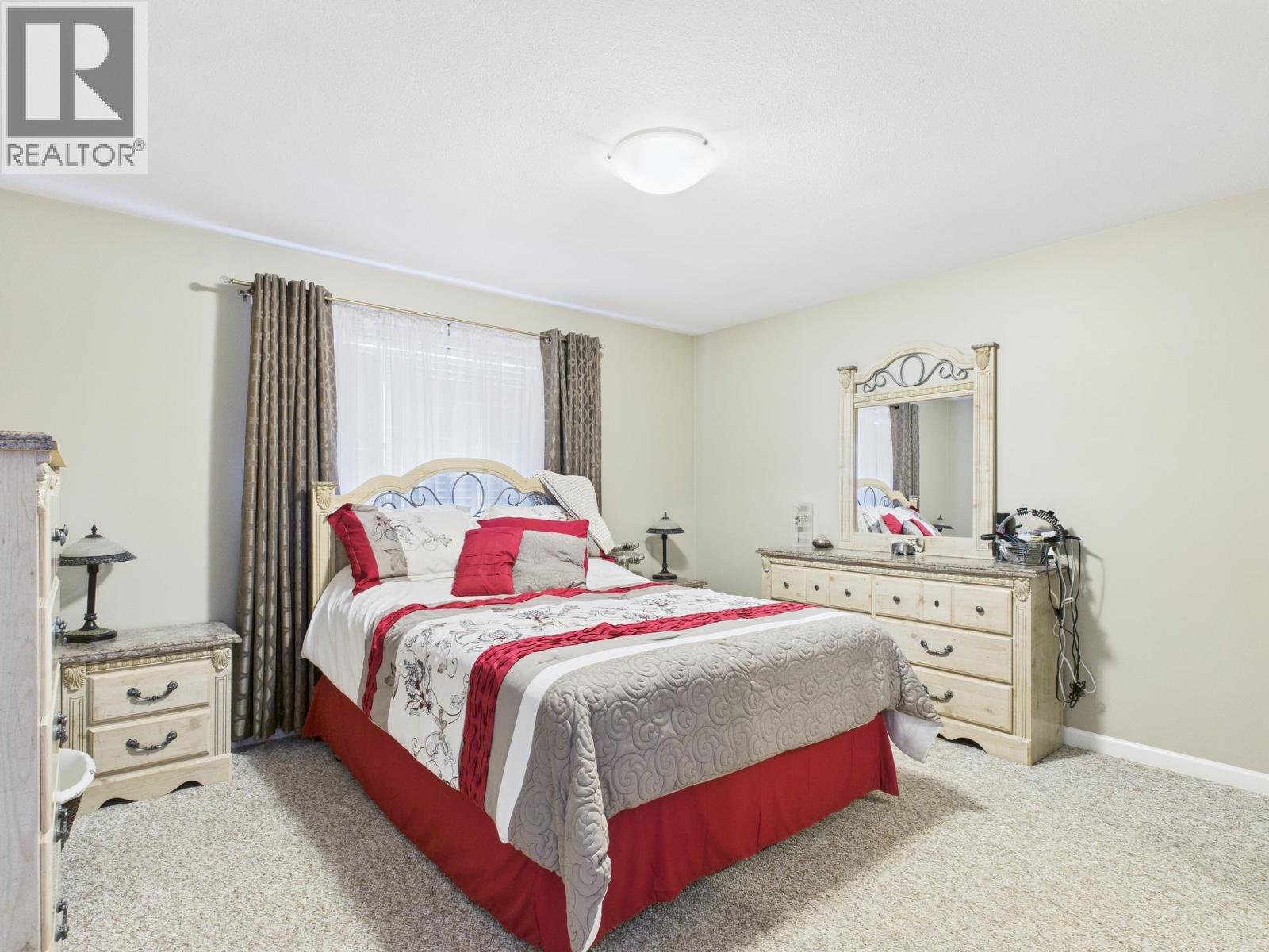 959 MIDNIGHT DRIVE - 11