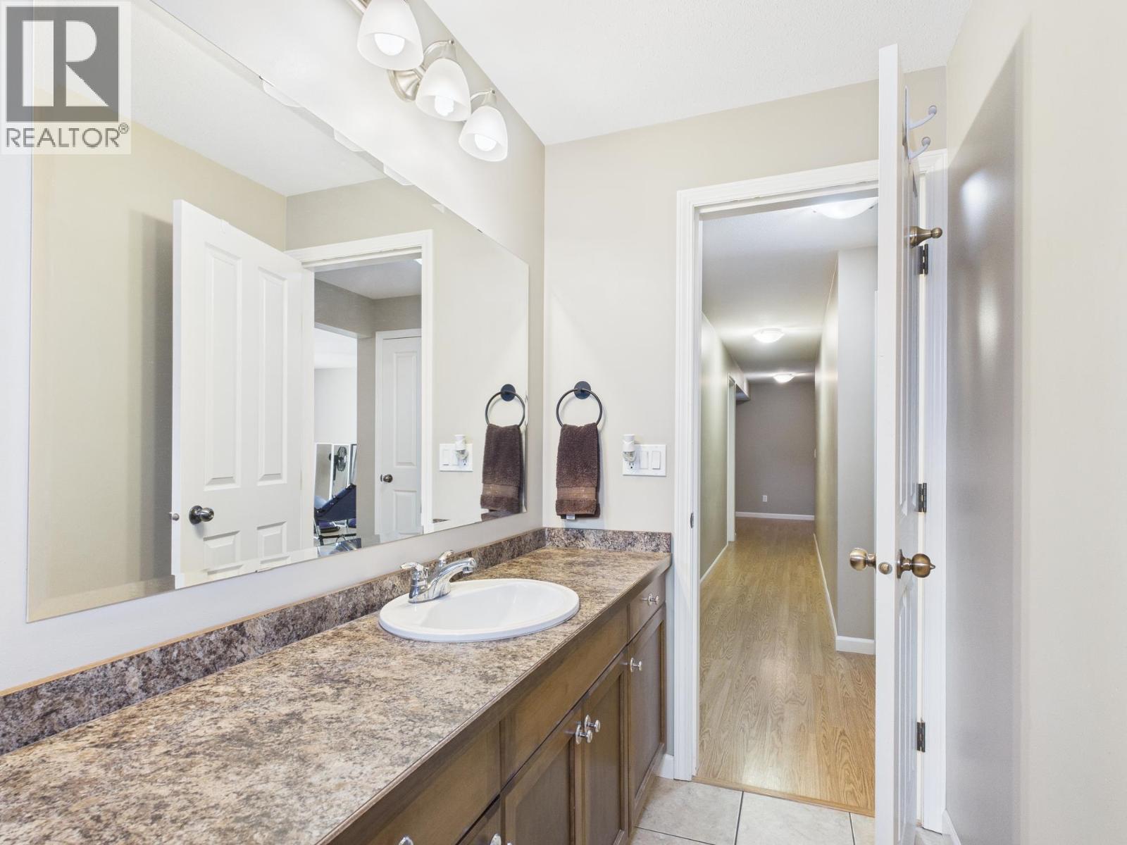 959 MIDNIGHT DRIVE - 24