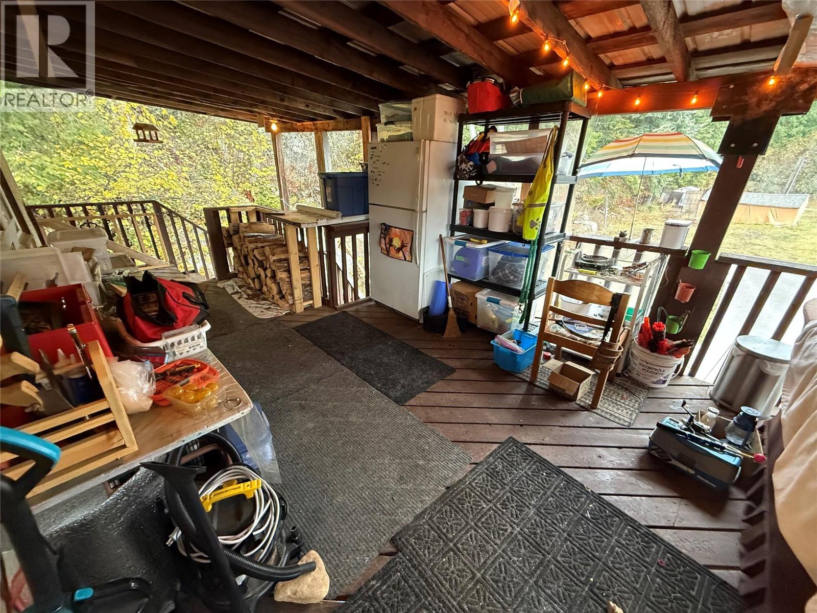 5015 Erie-Ross Spur Road, Salmo